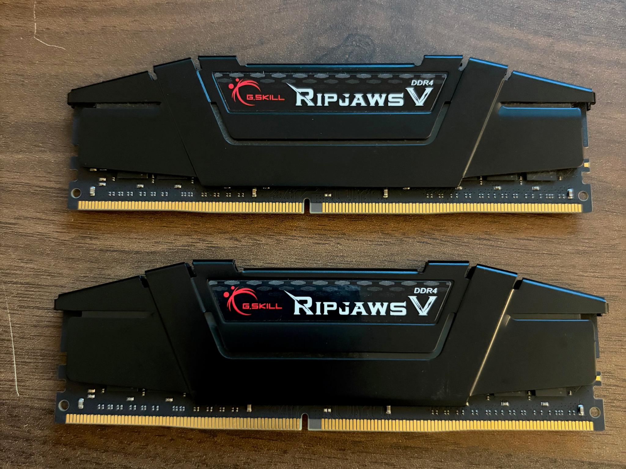 32GB (2 x 16GB) G.Skill Ripjaws V 3600mhz DDR4