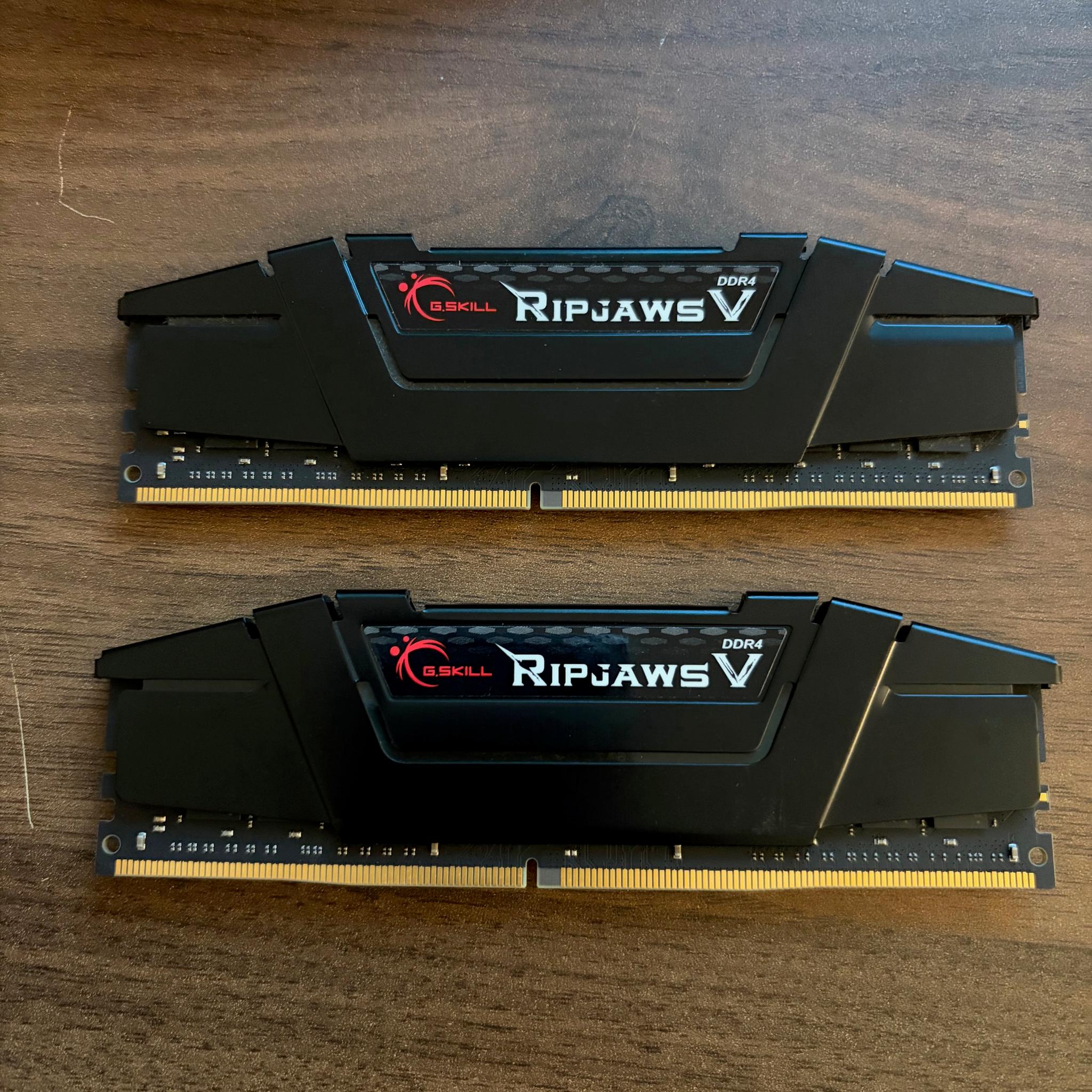 32GB (2 x 16GB) G.Skill Ripjaws V 3600mhz DDR4