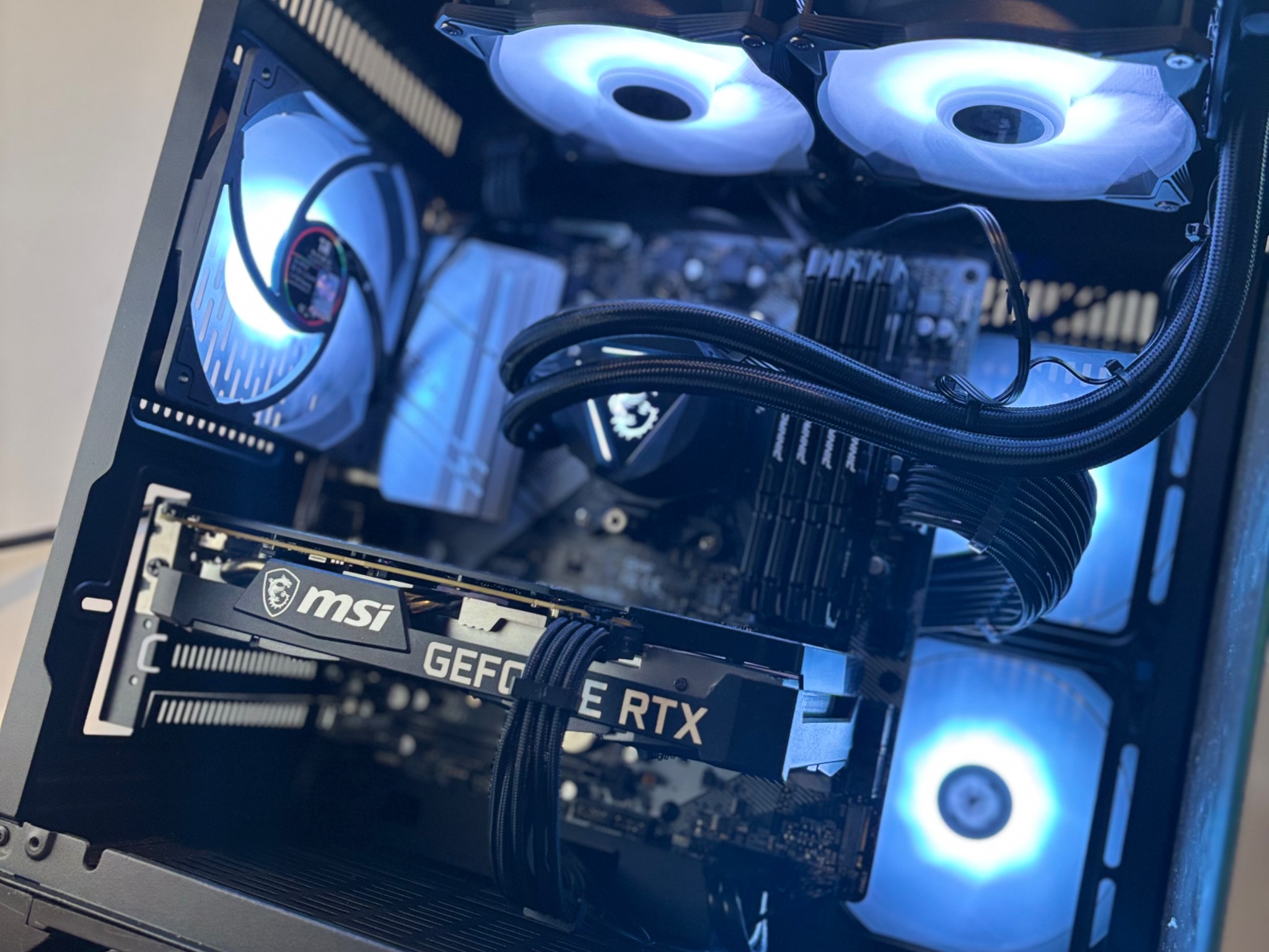 RTX 3060 12GB)|| Ryzen 5 5600X (32Gb Ram)