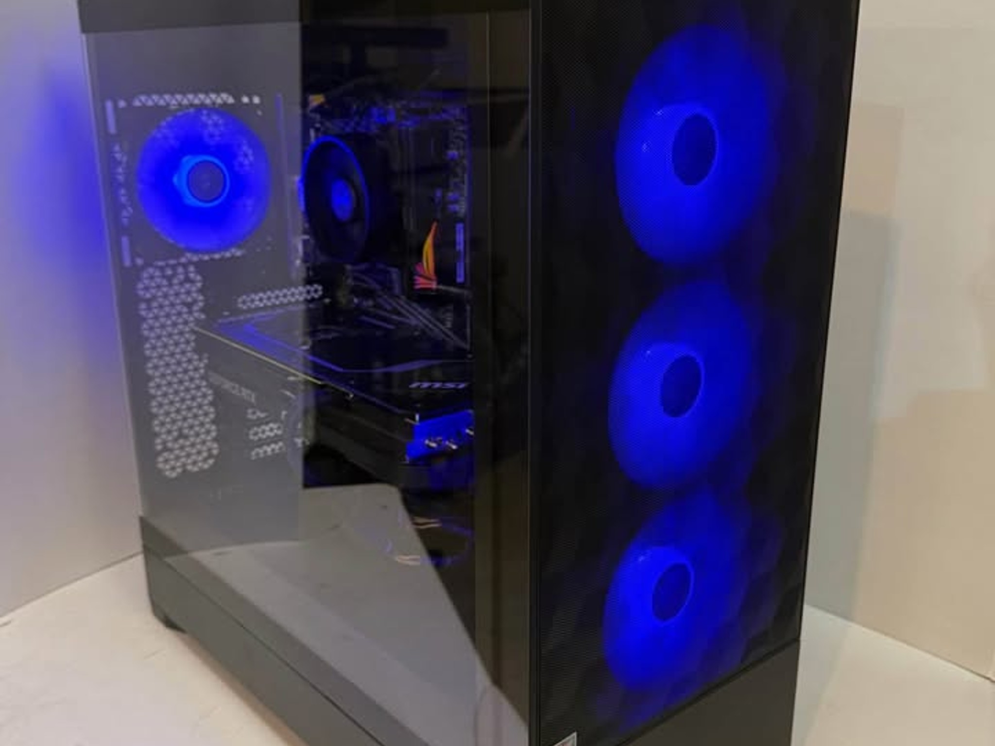 *NEW* Custom Gaming PC w/ 4070ti Super