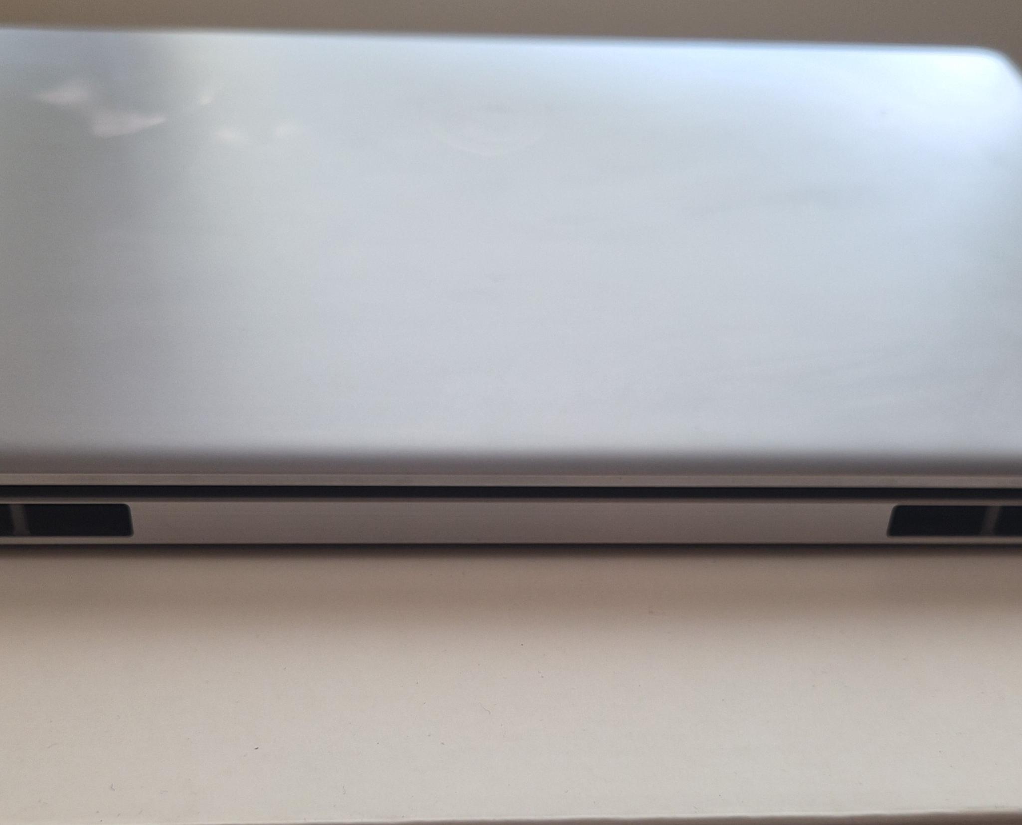 MSI Creator Z16 A13 HX Studio 16" Touchscreen Laptop (Lunar Gray)
