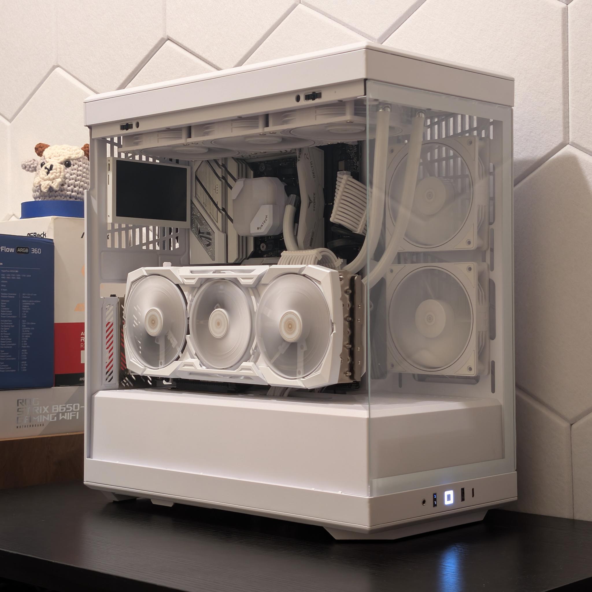 🦢🤍4K Gaming Beast | RX 7900XTX | Ryzen 9 7900X | 2TB SSD | 32GB RAM | WiFi 6 & Bluetooth🤍🦢