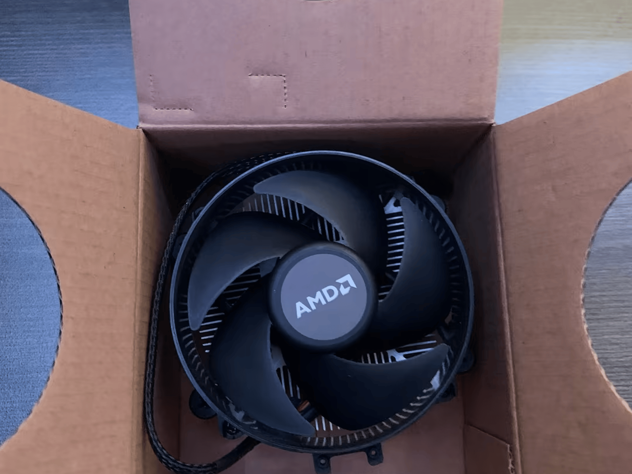 AMD Ryzen 3 3200G