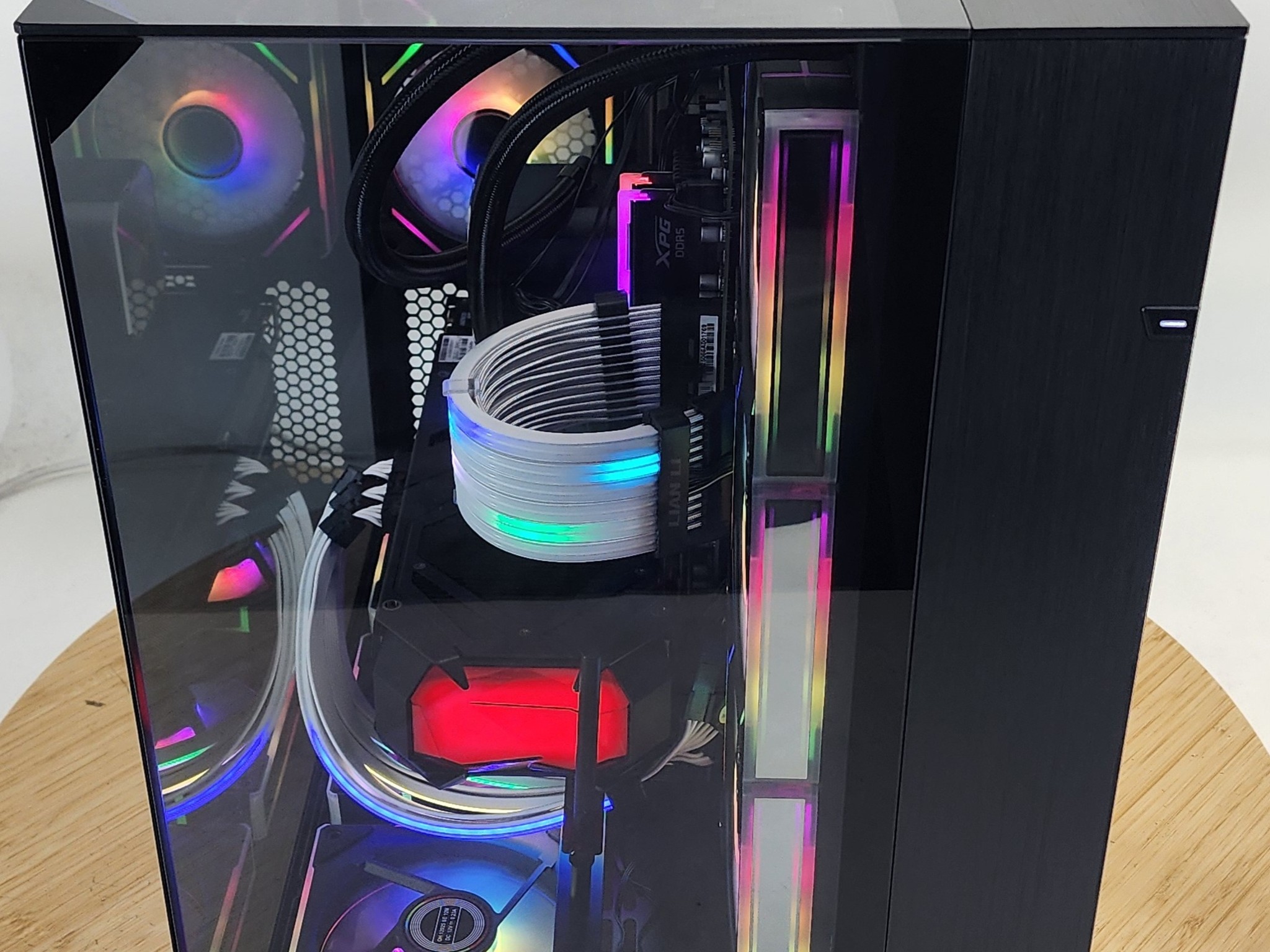 Gaming PC Ryzen 7 9700X 32GB RAM 2TB SSD RX 9070 XT 16GB Windows 11 Computer