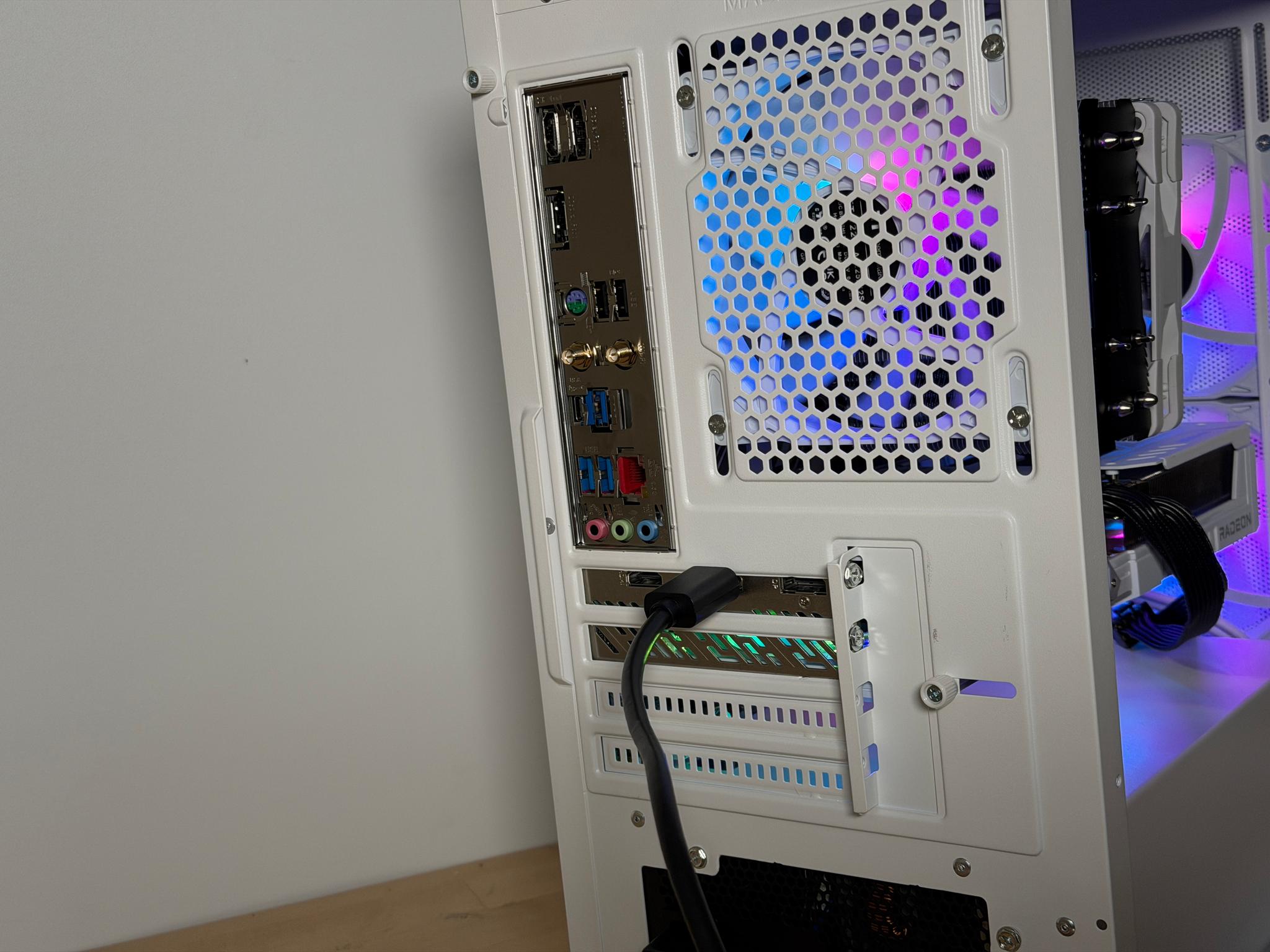 RX 9060XT 16gb Ryzen 7600x3d Gaming PC