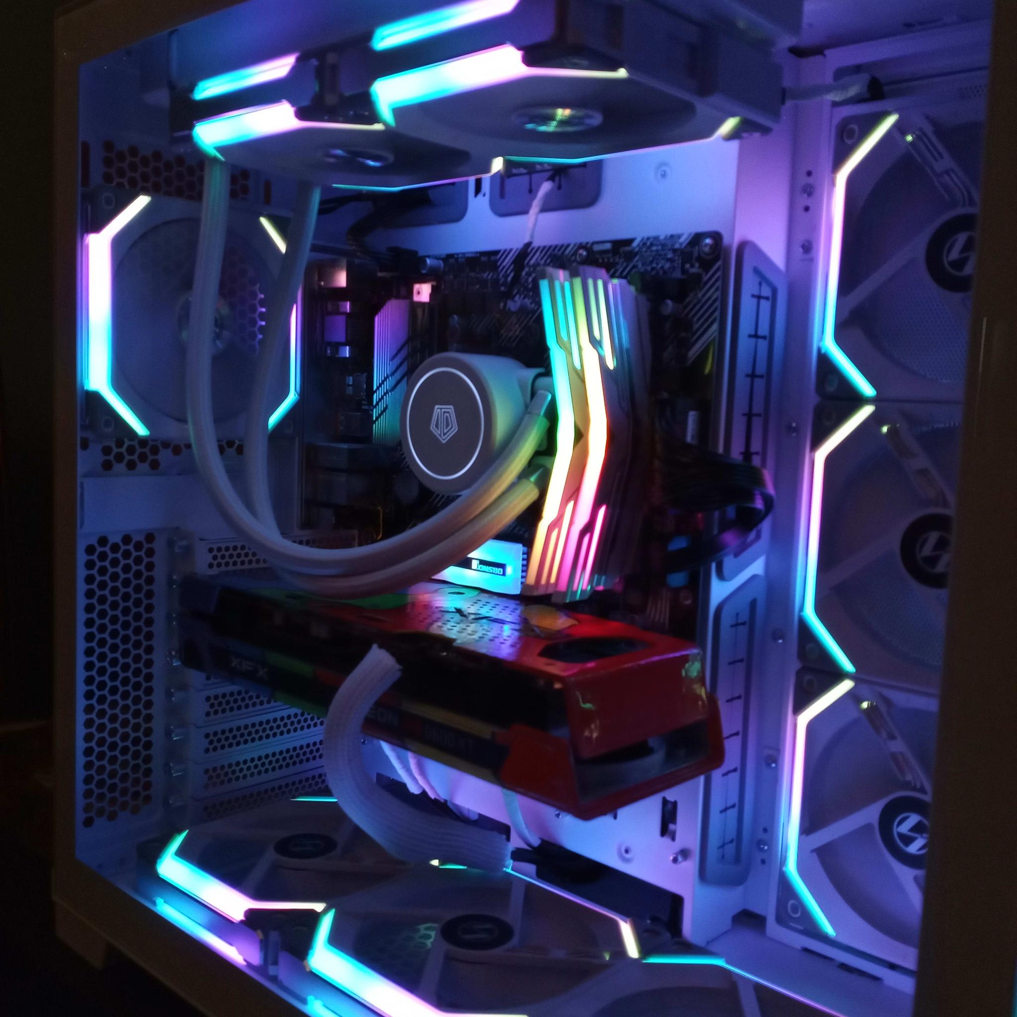 ICEBERG🧊| Ryzen 5600 & RX 6600XT Gaming/Streaming PC