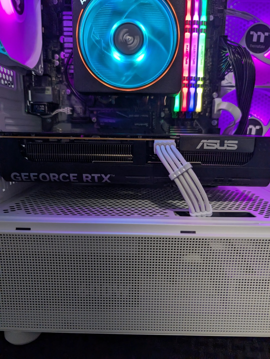 RTX 5060 - Ryzen 7 3700x - Compact Gaming PC | Jawa