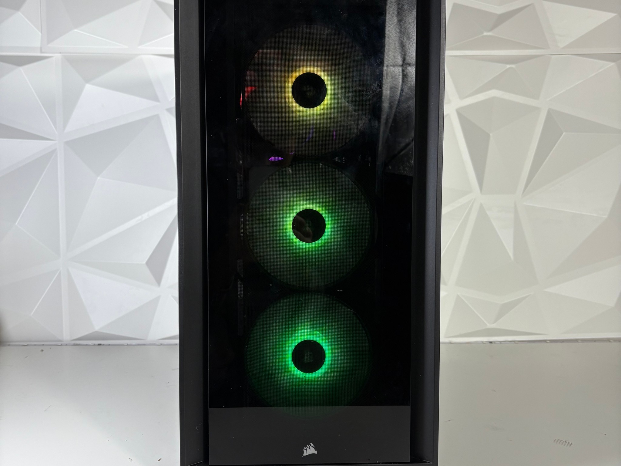 //Glacier Valley V3// - i7 14700KF, RTX 5070, 16GB DDR5, 1TB SSD by EXTPC