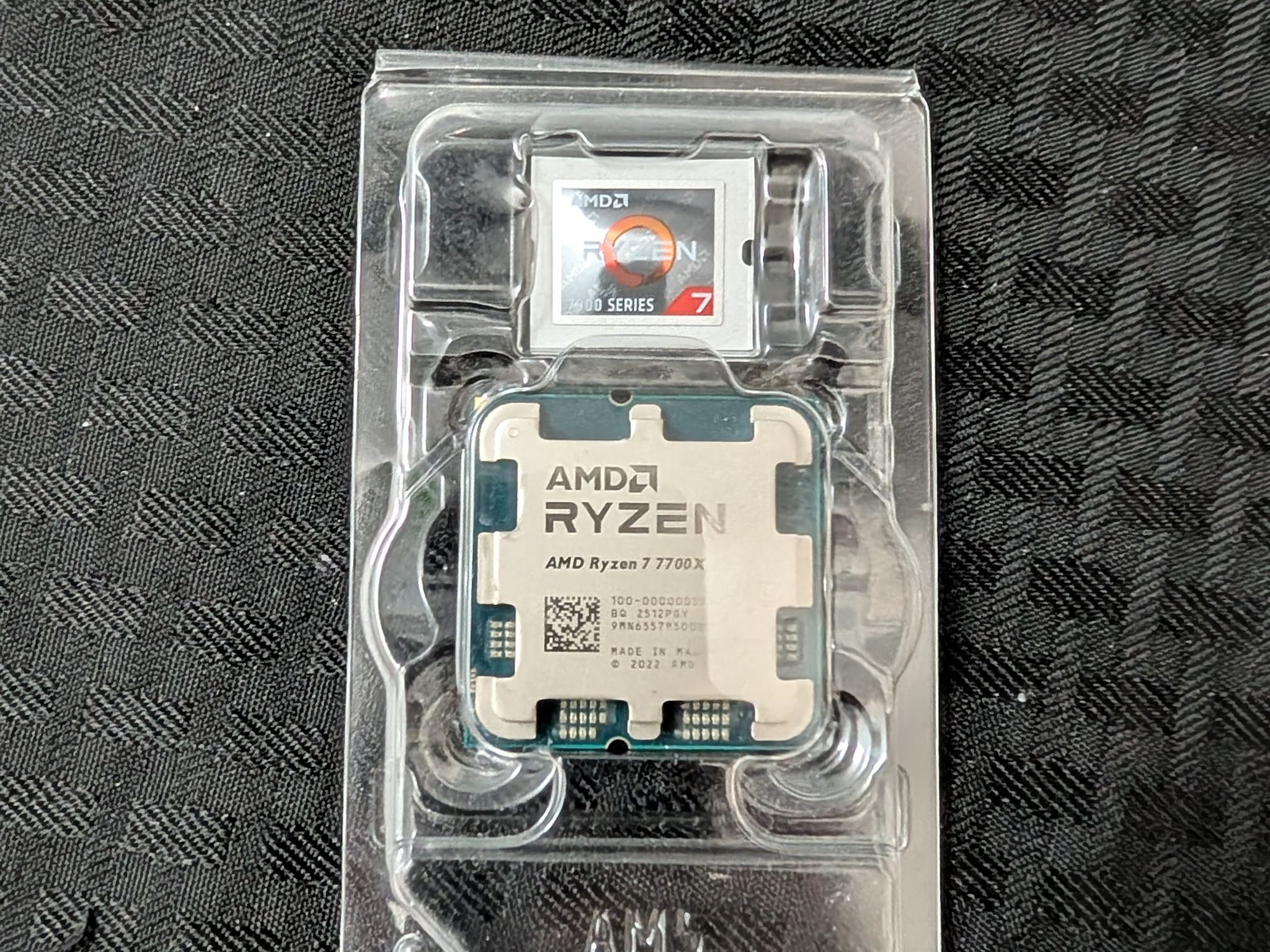 AMD Ryzen 7 7700X