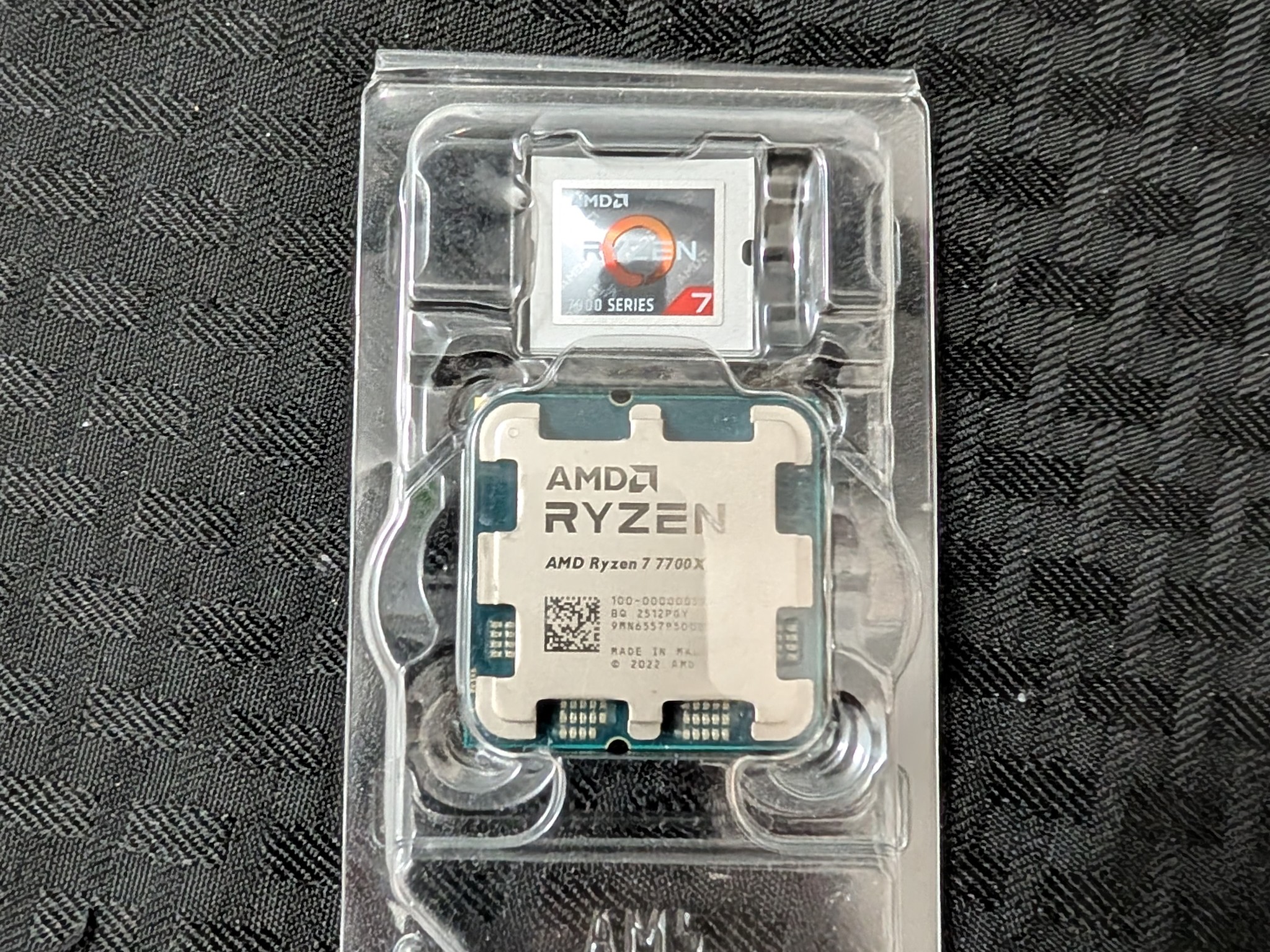 AMD Ryzen 7 7700X