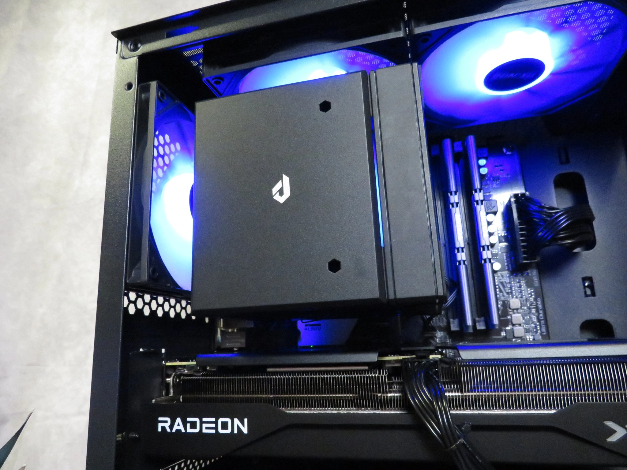 Best price 1440p gaming and productivity: Ryzen 7 5800XT + RX 9060 XT- 16GB + 32 GB DDR4 + 1 tb nvme