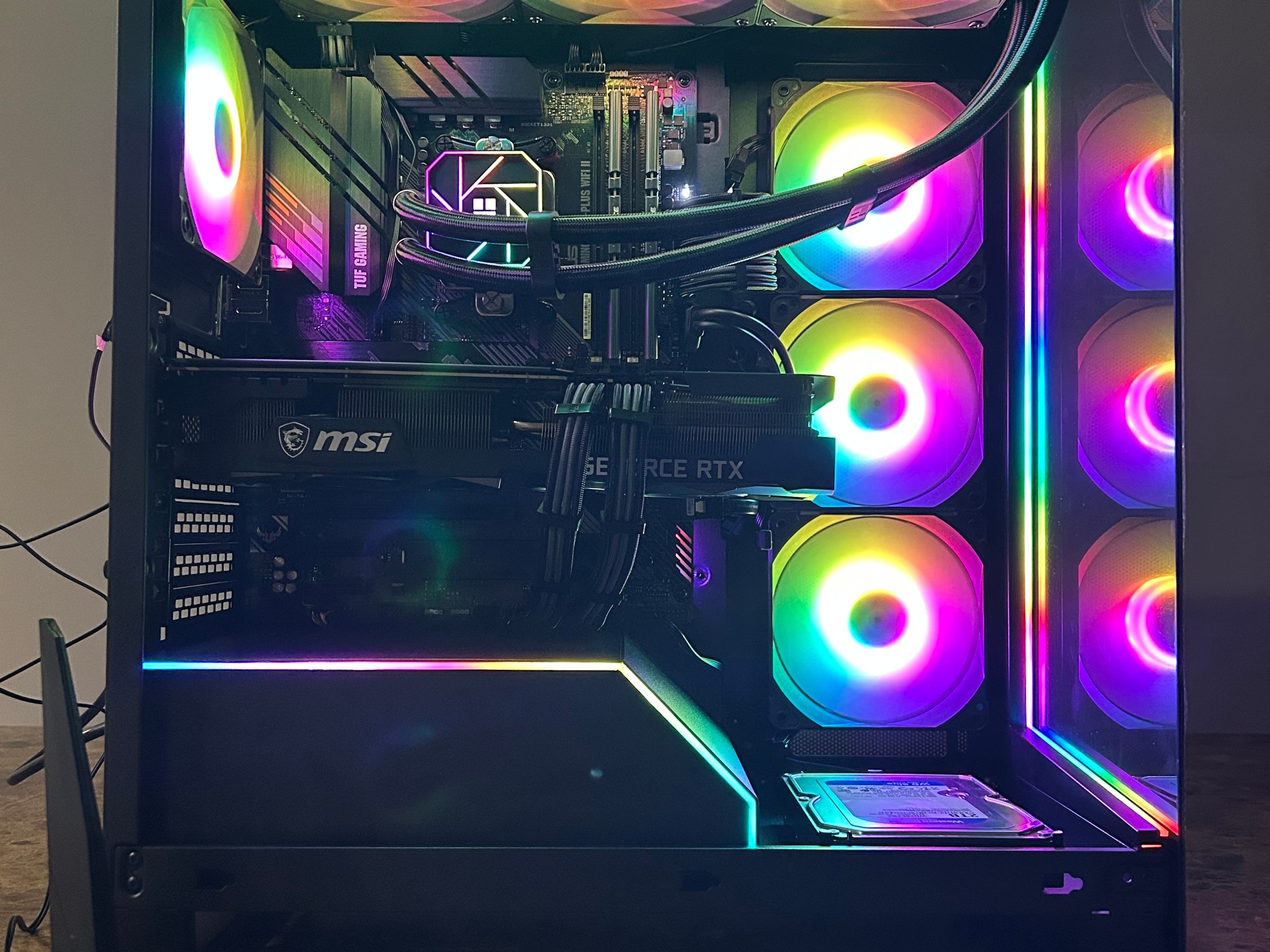 RTX 3070 Ti 8GB | Ryzen 5 5600x | 16GB RAM DDR4 | 512Gb SSD & 2Tb HDD | Windows 11pro