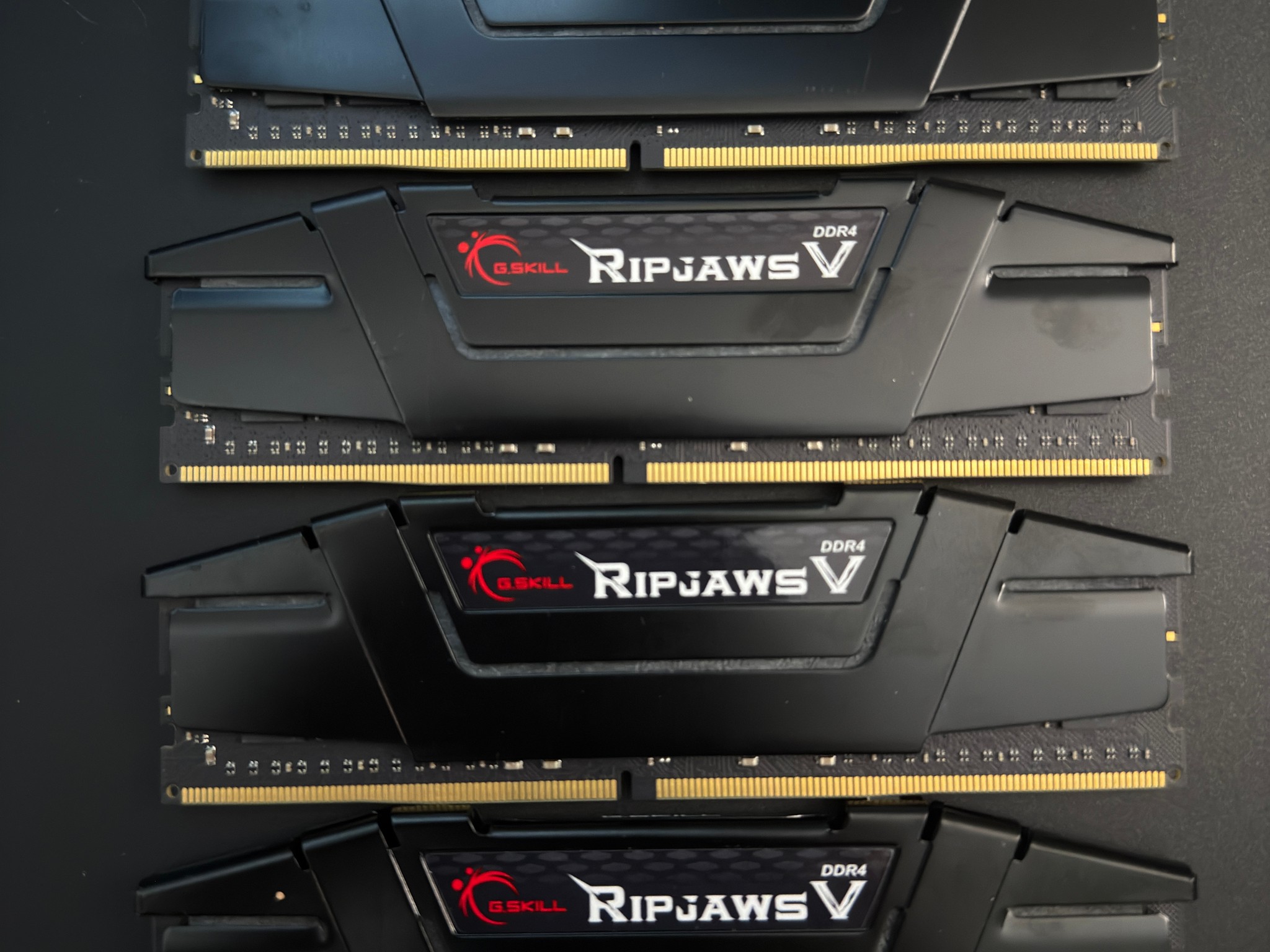 G.SKILL Ripjaws V 128GB (4x32GB) DDR4-3200