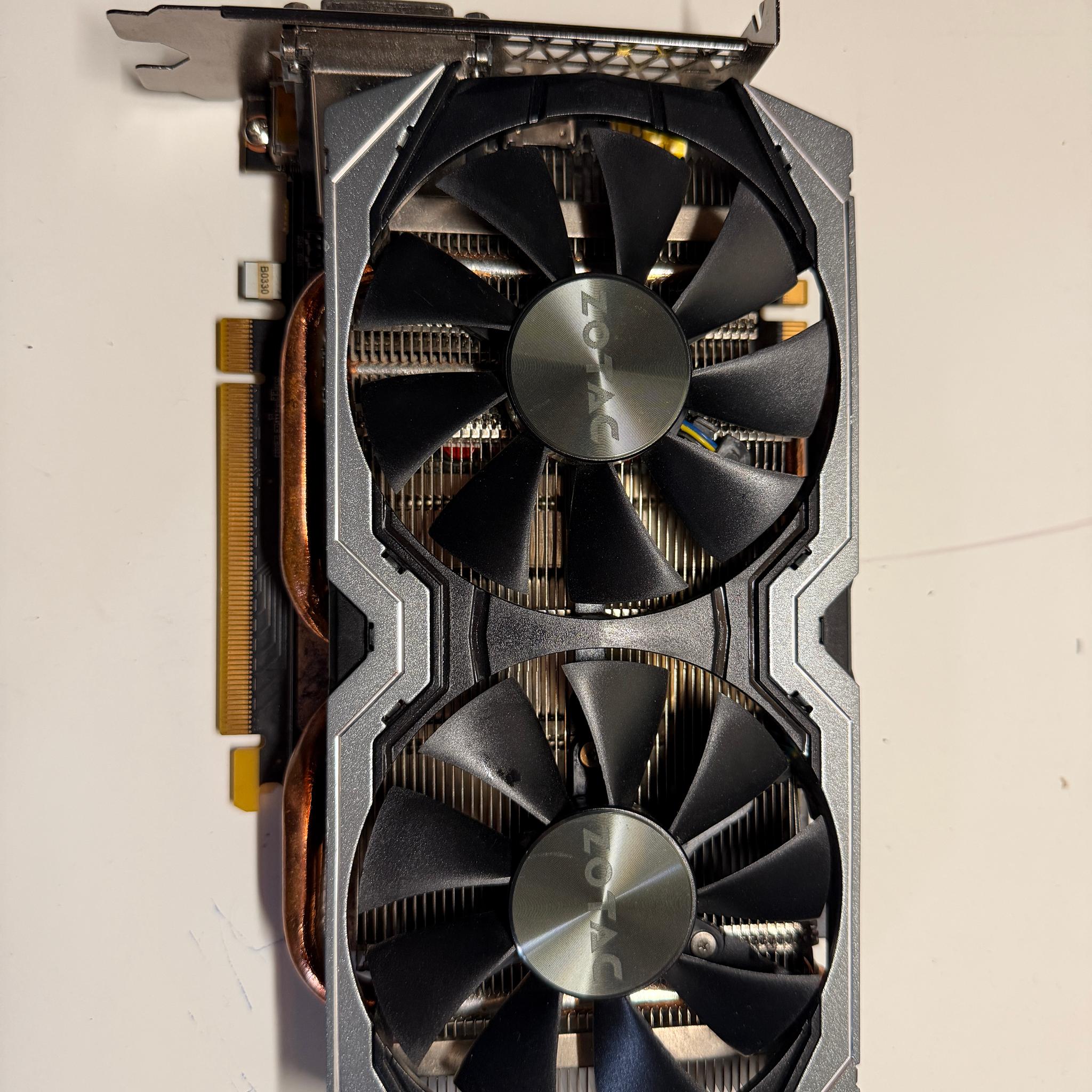 Zotac AMP GeForce GTX 1070 Ti