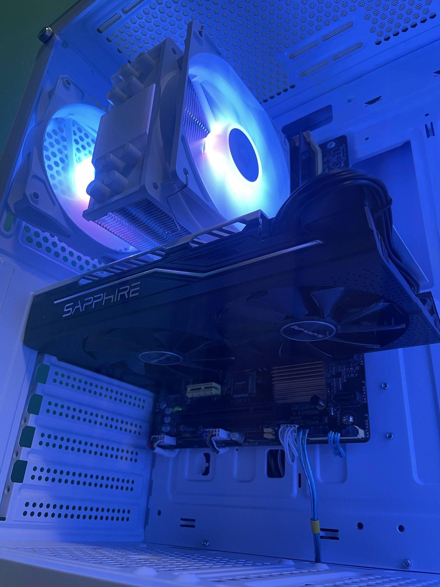 Frost White Budget Gaming PC | Intel i7 / AMD RX580 / 8GB / 1.1TB Win 11 Pro + Wi-Fi