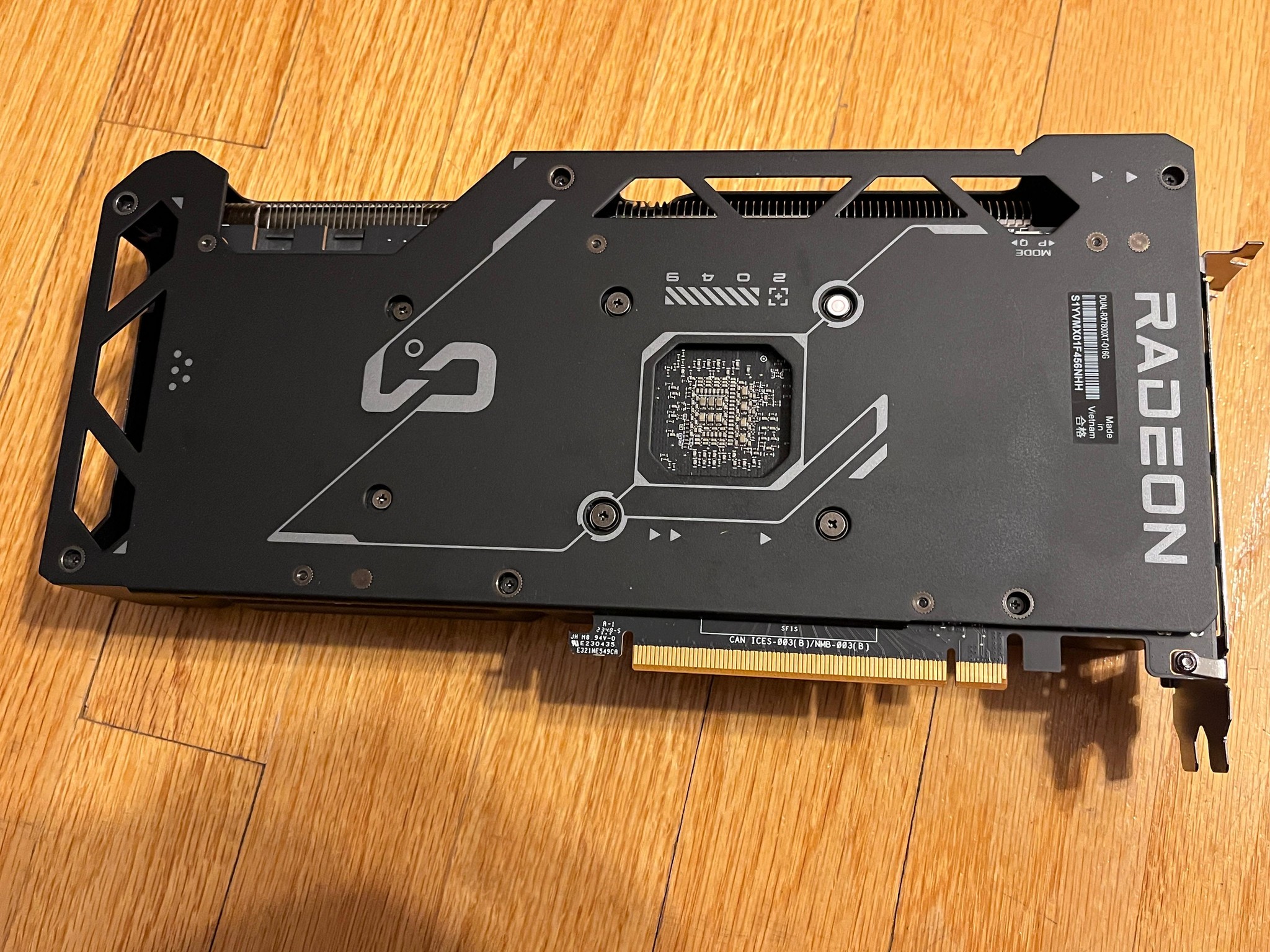 AMD Radeon RX 7800 XT 16GB — Lightly Used, Original Box Included