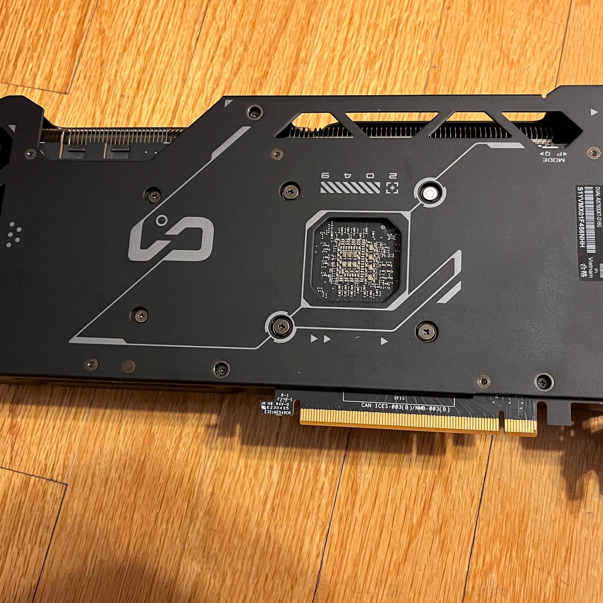 AMD Radeon RX 7800 XT 16GB — Lightly Used, Original Box Included