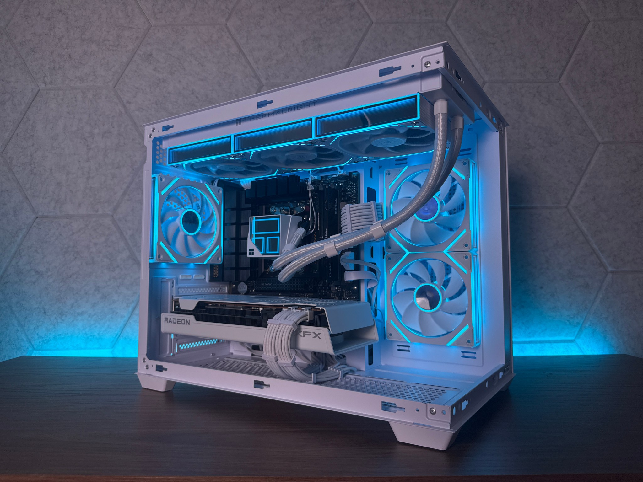 ❄️🧊 Budget DDR5 1440P/1080P Gaming PC | 7800 XT | Ryzen 5 | 16gb Ram | 1TB Nvme | WIFI/BT 🧊❄️