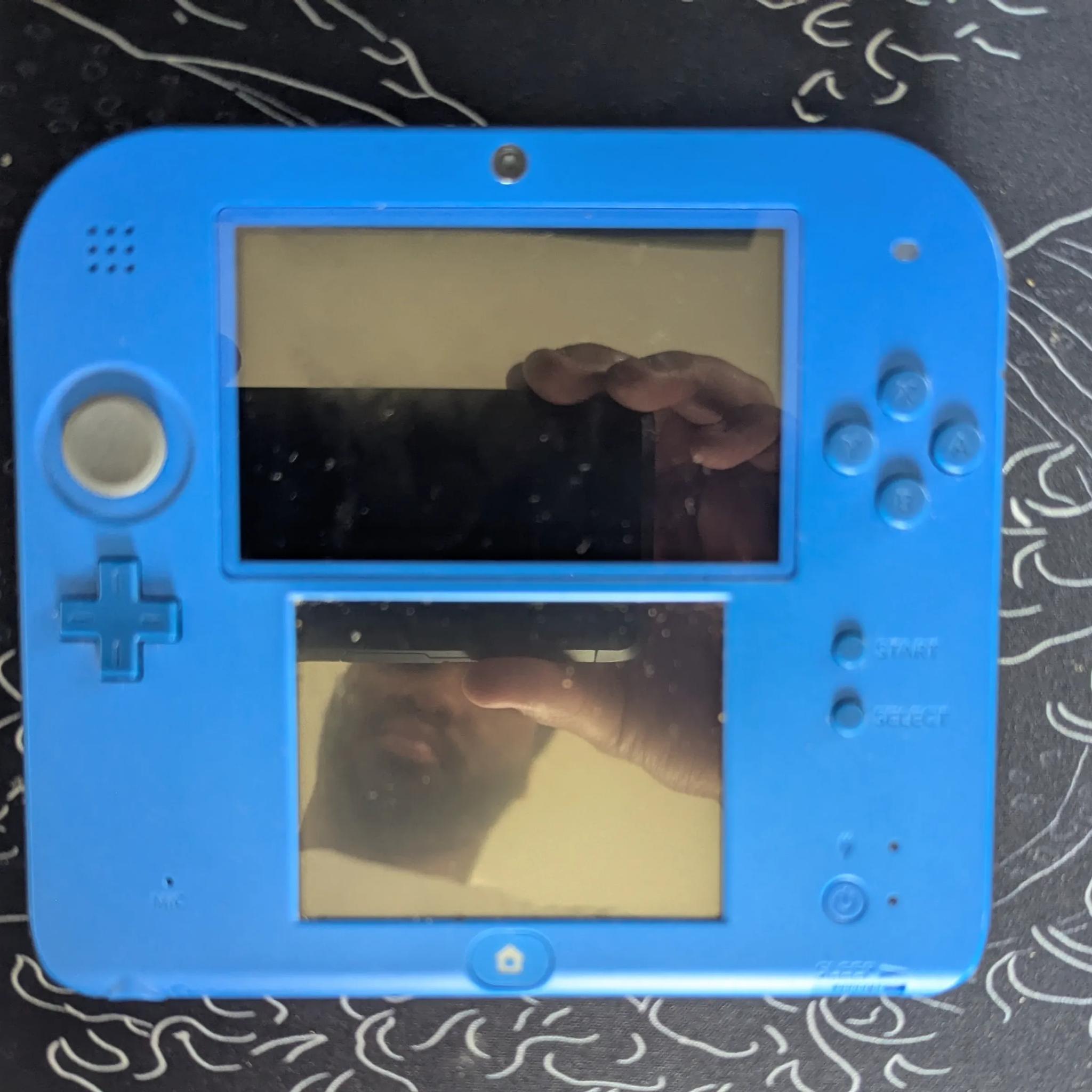 Blue Nintendo 2DS