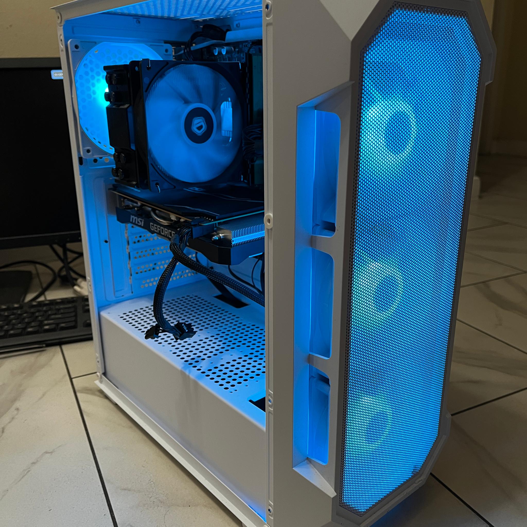 🟠🔥NVIDIA RTX 2070, Intel i7-7700k, 12GB RAM, 500 GB SSD, High Performance RGB Gaming PC 🖥️🟢