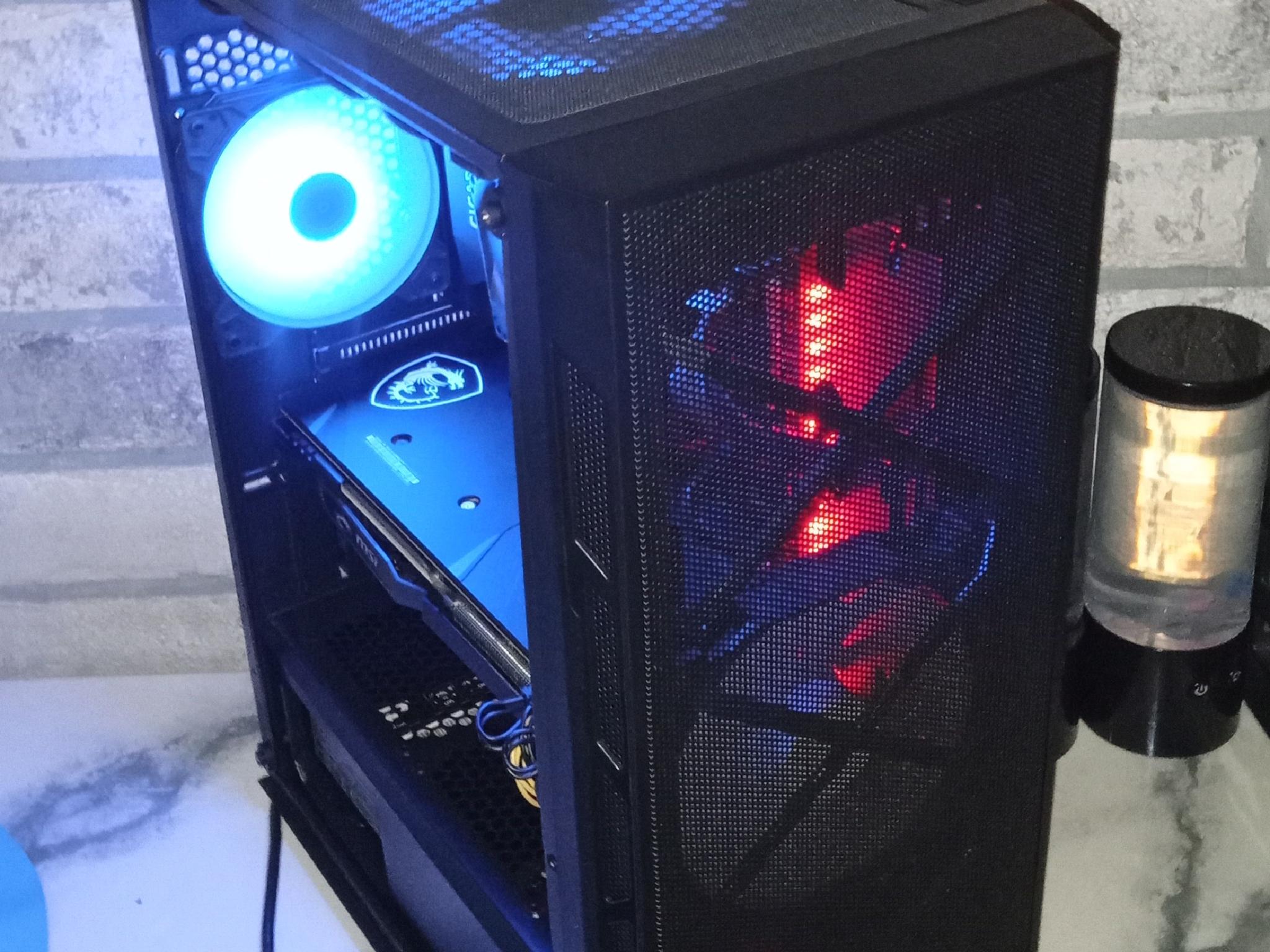 Gaming Pc/i5 6600k/Rx 5600 XT/16GB DDR 4/512 SSD HD/WIN 11 PRO/WIFI