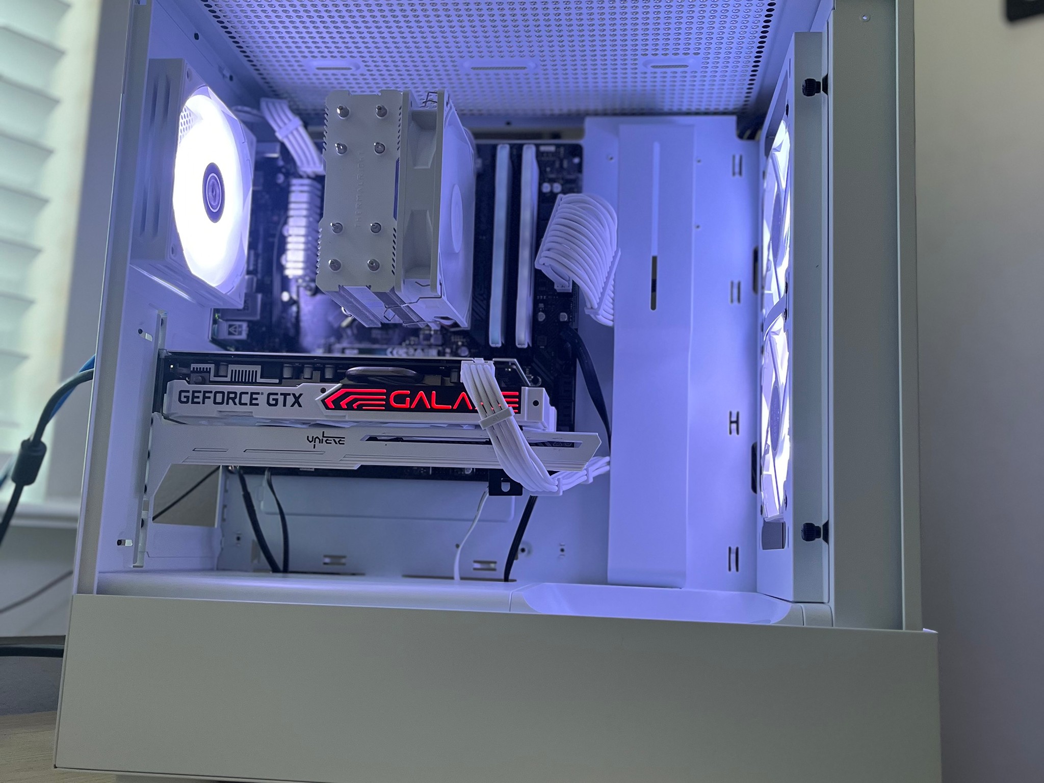 CUSTOM WHITE GAMING Wi-Fi PC | RYZEN 5 5500 | GTX 1660 SUPER | RAM DDR4 16GB | 1T SSD | WIN 11 PRO