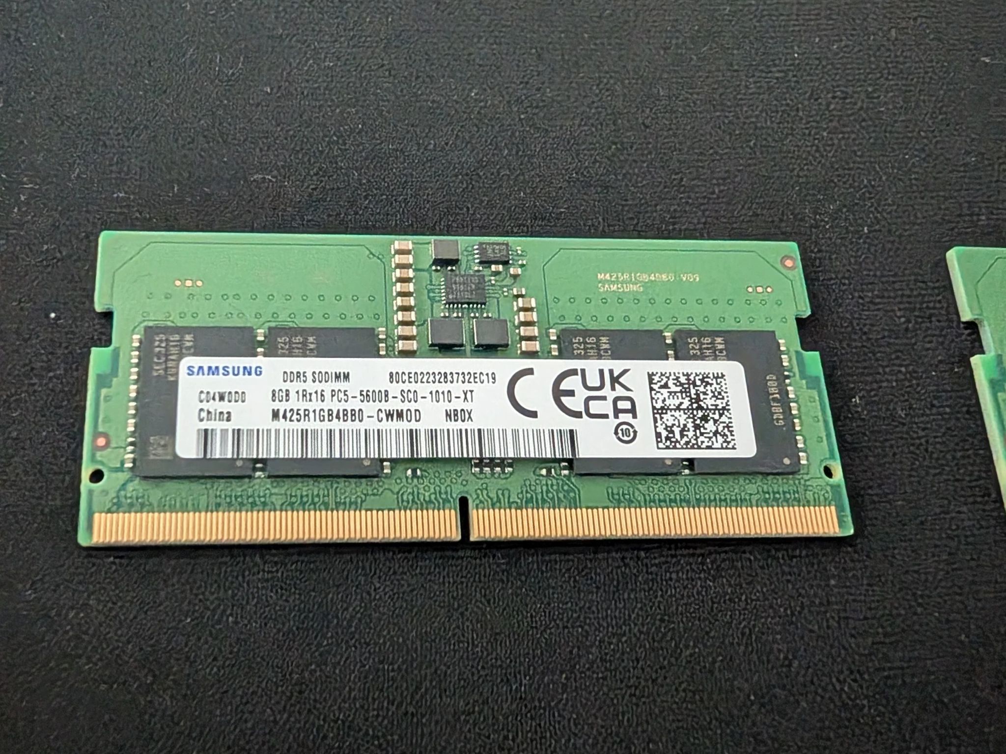 Samsung DDR SODIMM 16GB Kit (8GBx2) PC5-5600B (Lenovo OEM Modules)