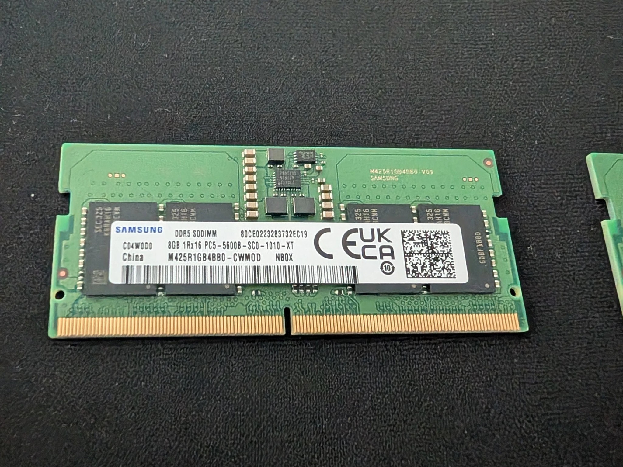 Samsung DDR SODIMM 16GB Kit (8GBx2) PC5-5600B (Lenovo OEM Modules)