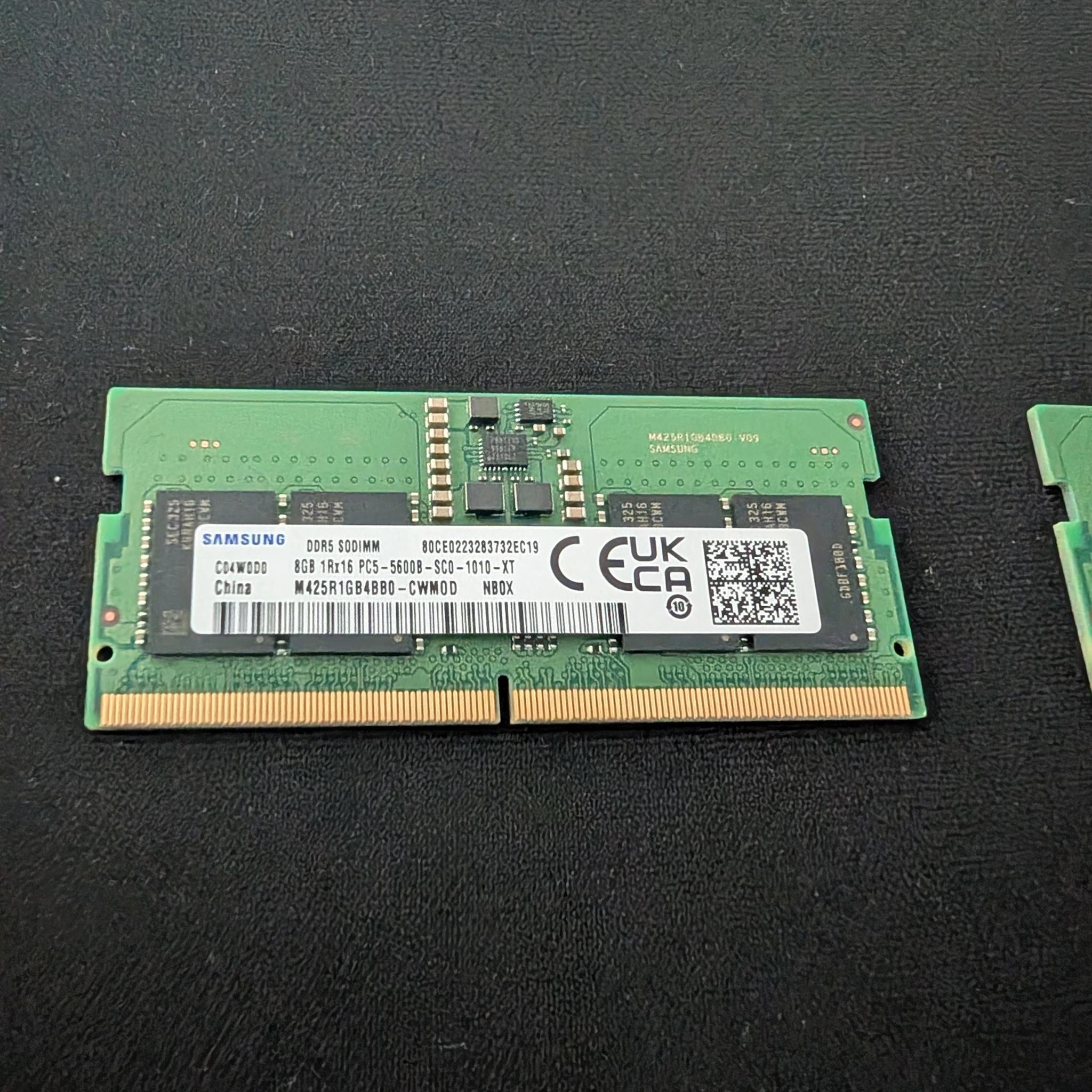 Samsung DDR SODIMM 16GB Kit (8GBx2) PC5-5600B (Lenovo OEM Modules)
