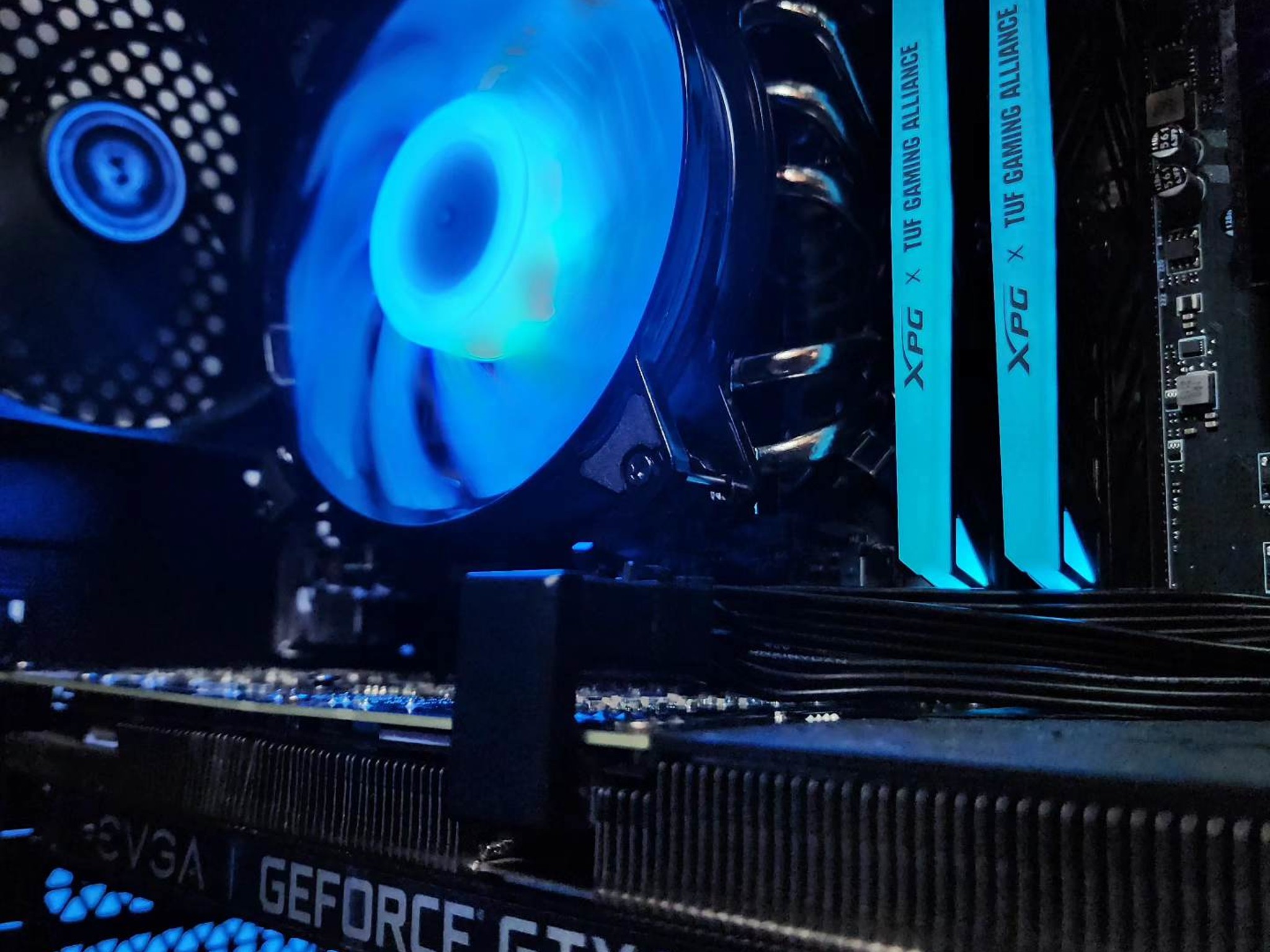 💙🖤💙 GTX 1660 Ti // Core i3 10100F // 16GB 3200MHz* // 1TB NVMe Gen 4