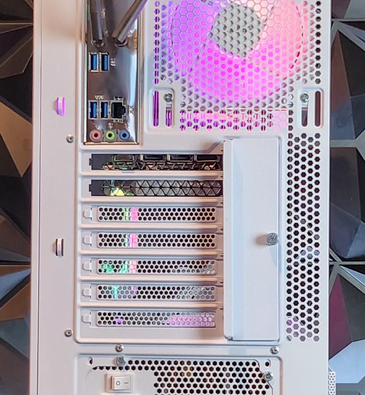 ⚪ White ⚪ Gaming Pc (Ryzen 5 + RTX 3060 TI)