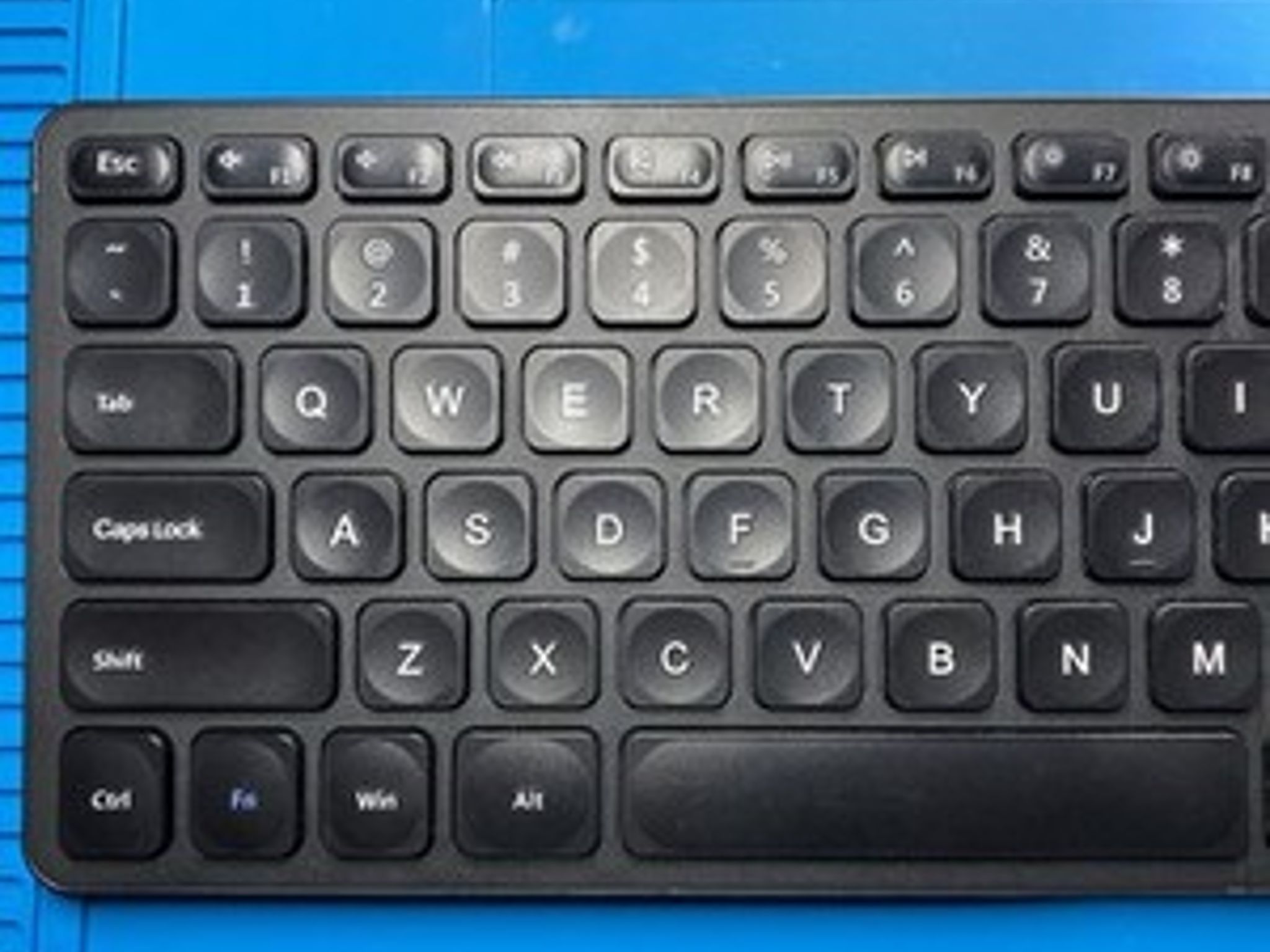 ARTECK HW305-3 Wireless Full-Size Keyboard Black QWERTY