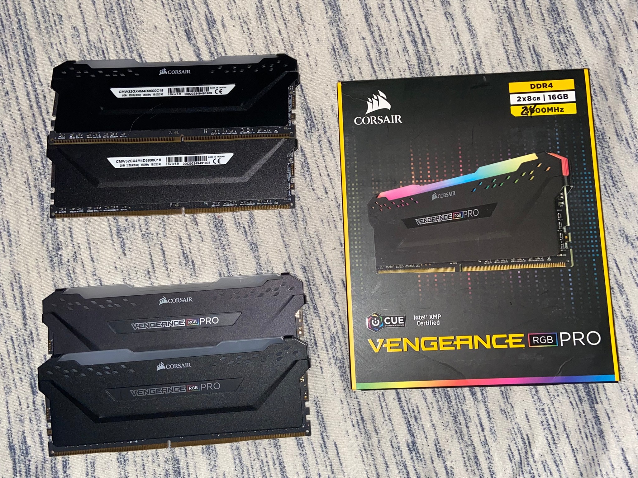 Used! Corsair vengeance RGB PRO 3600hz 4x8GB