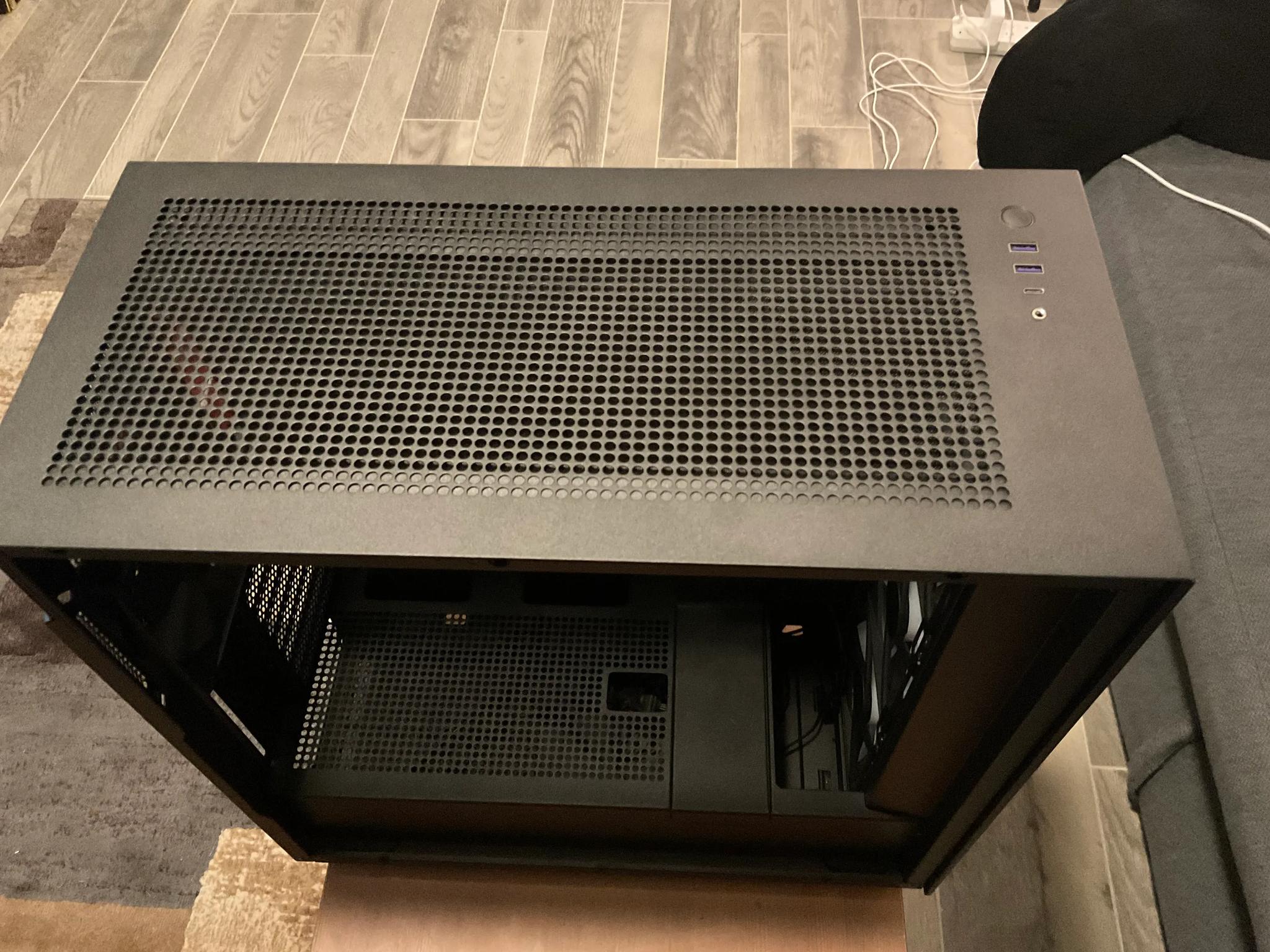 Like New! NZXT H7 Flow RGB
