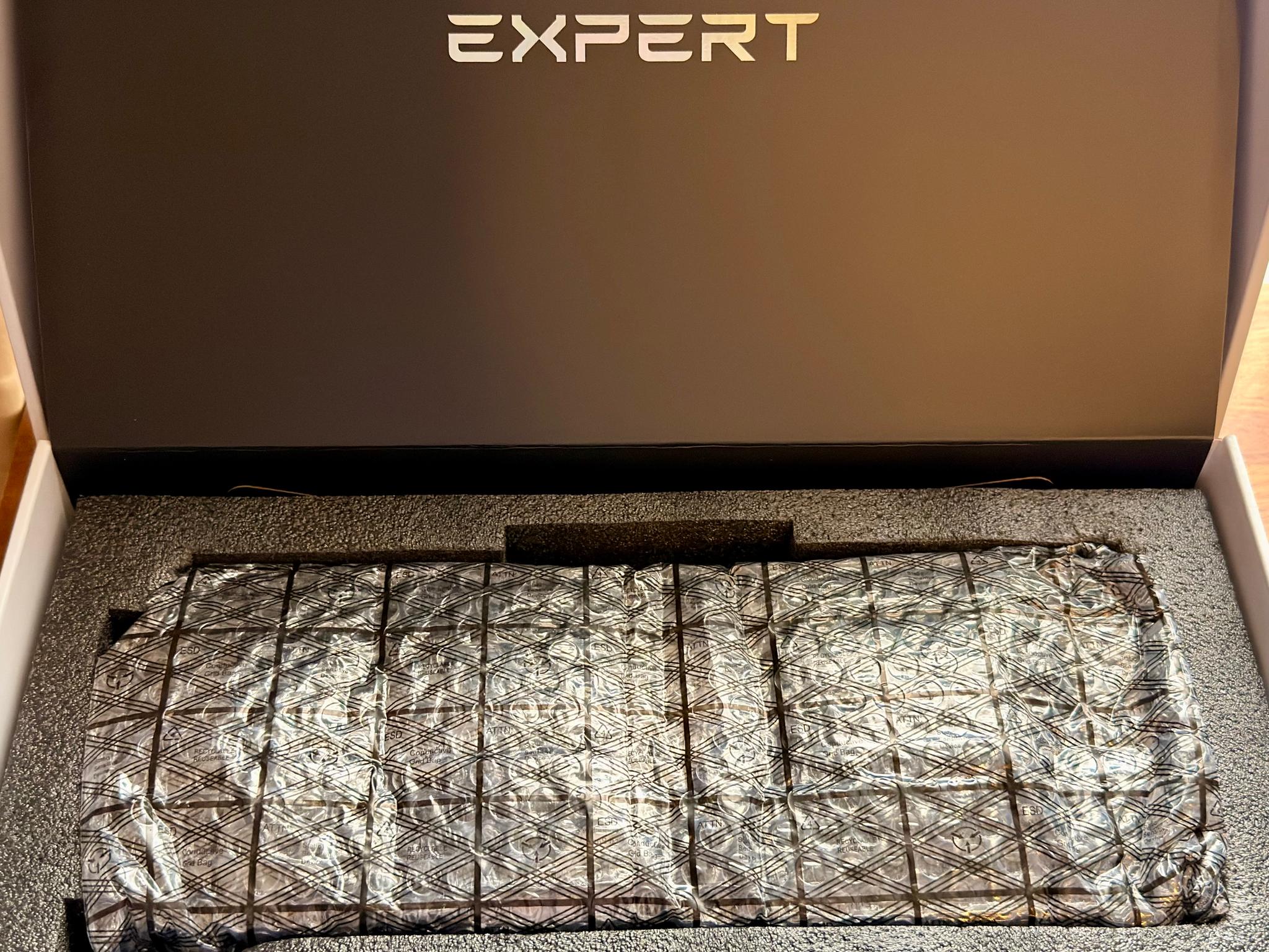 MSI Geforce RTX 4080 SUPER EXPERT (16GB GDDR6X)