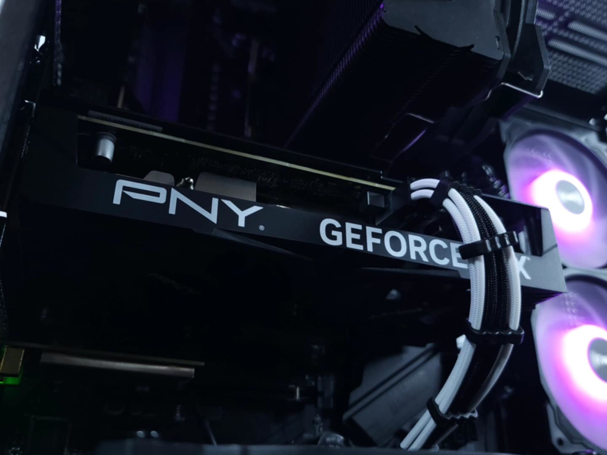 💜RTX 4060●Ryzen 5 5600GT●1TB NVMe●32GB 3200MHz DDR4●1080p Gaming Computer