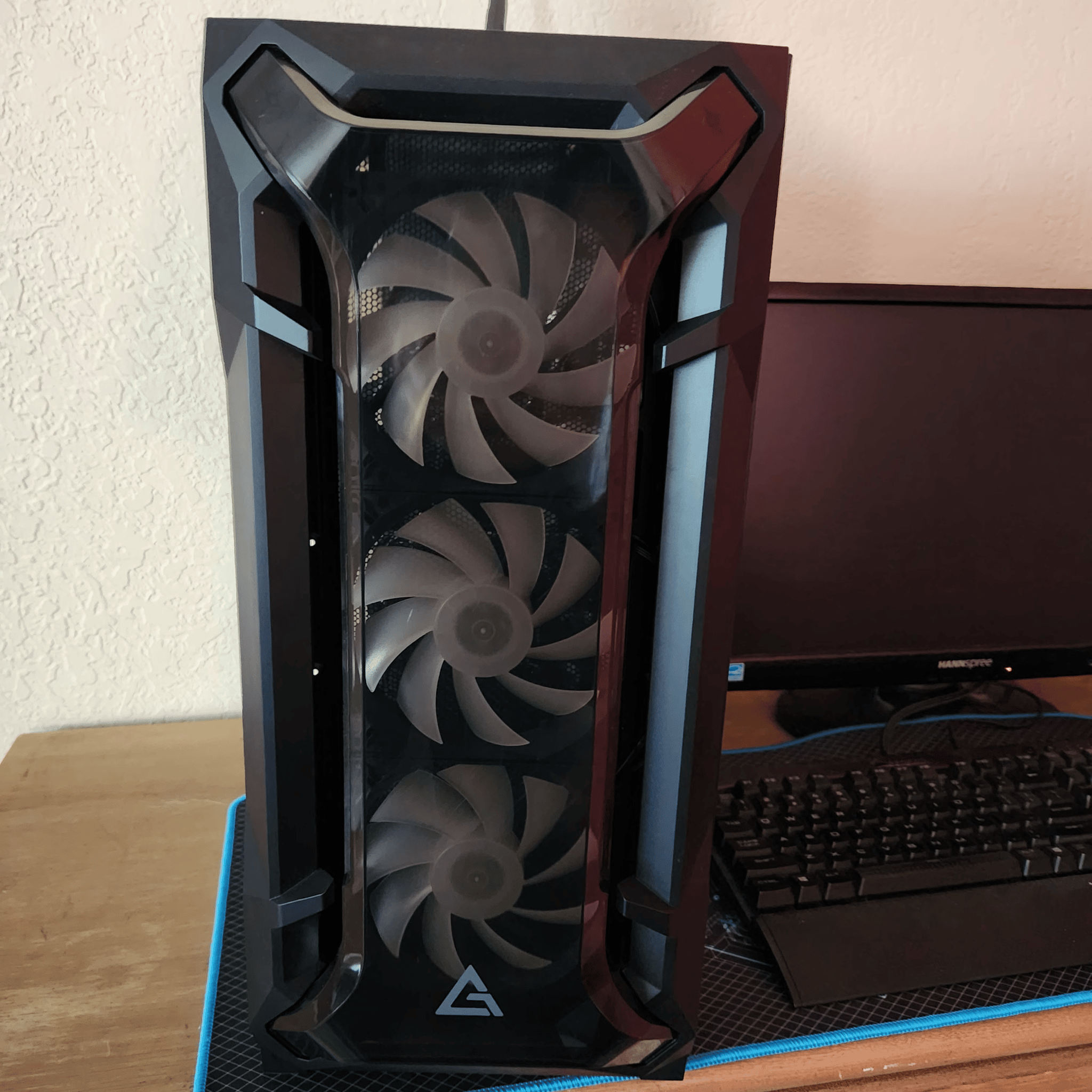 All AMD Rig, Ryzen 5600X and RX 6600XT, 16GB Ram, Liquid cooler.