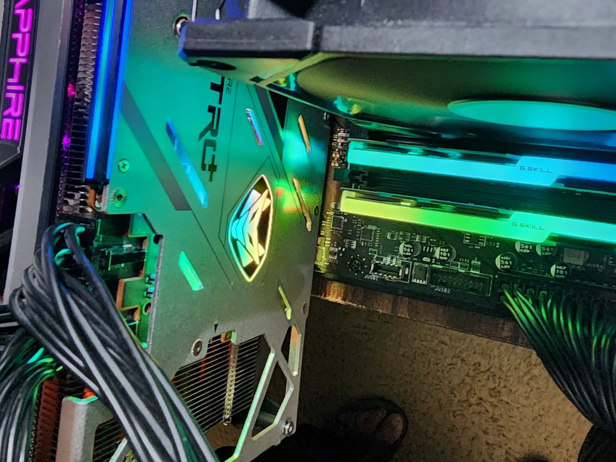 AMD Sapphire Nitro + 6800xt 16GB For Parts or Repair Not Working NO POST