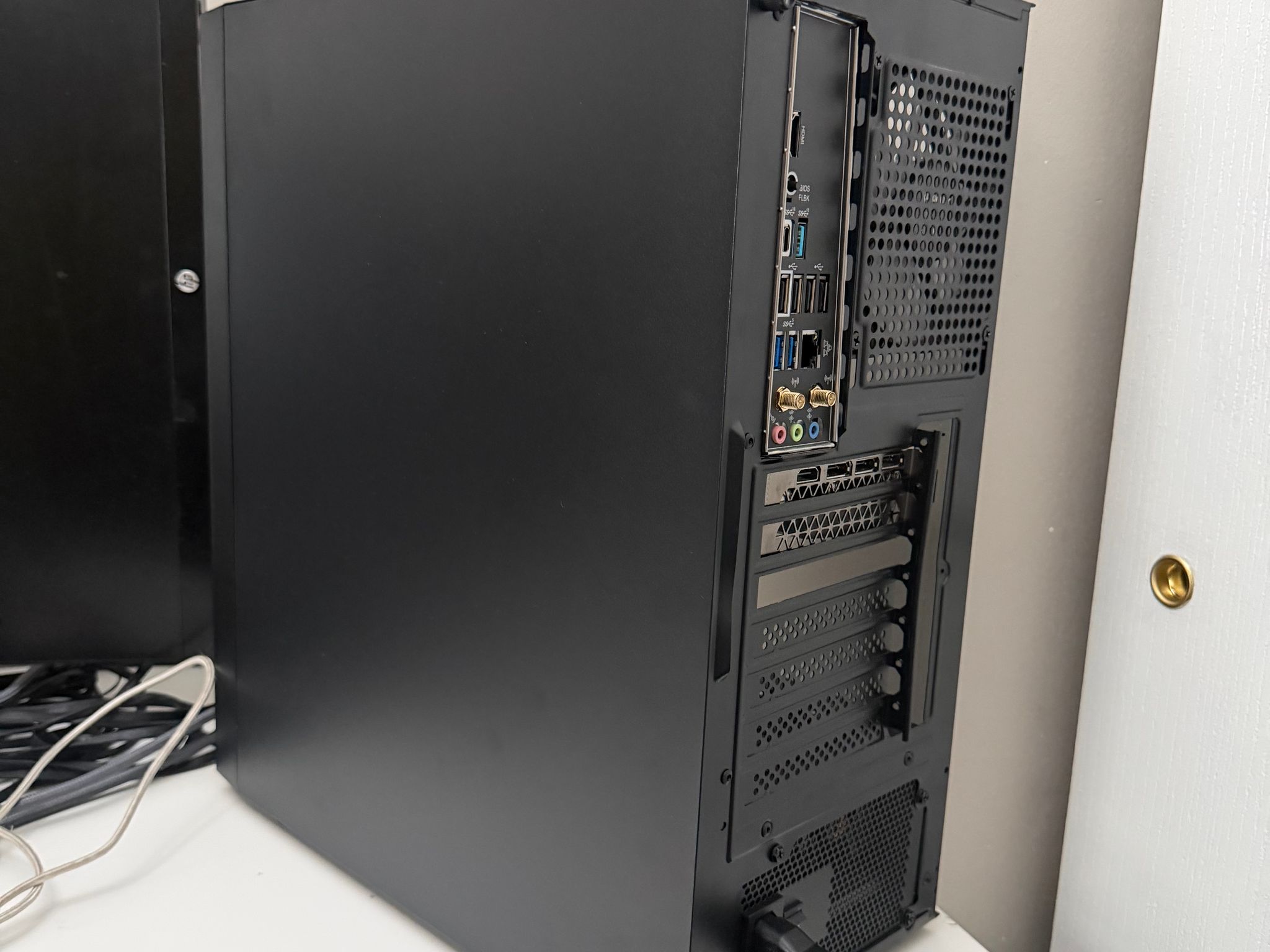 Custom Gaming PC | RTX 3070 OC, Ryzen 5 7500X3D, 16GB DDR5 RAM, 1TB NVMe SSD, WiFi 6E & BT
