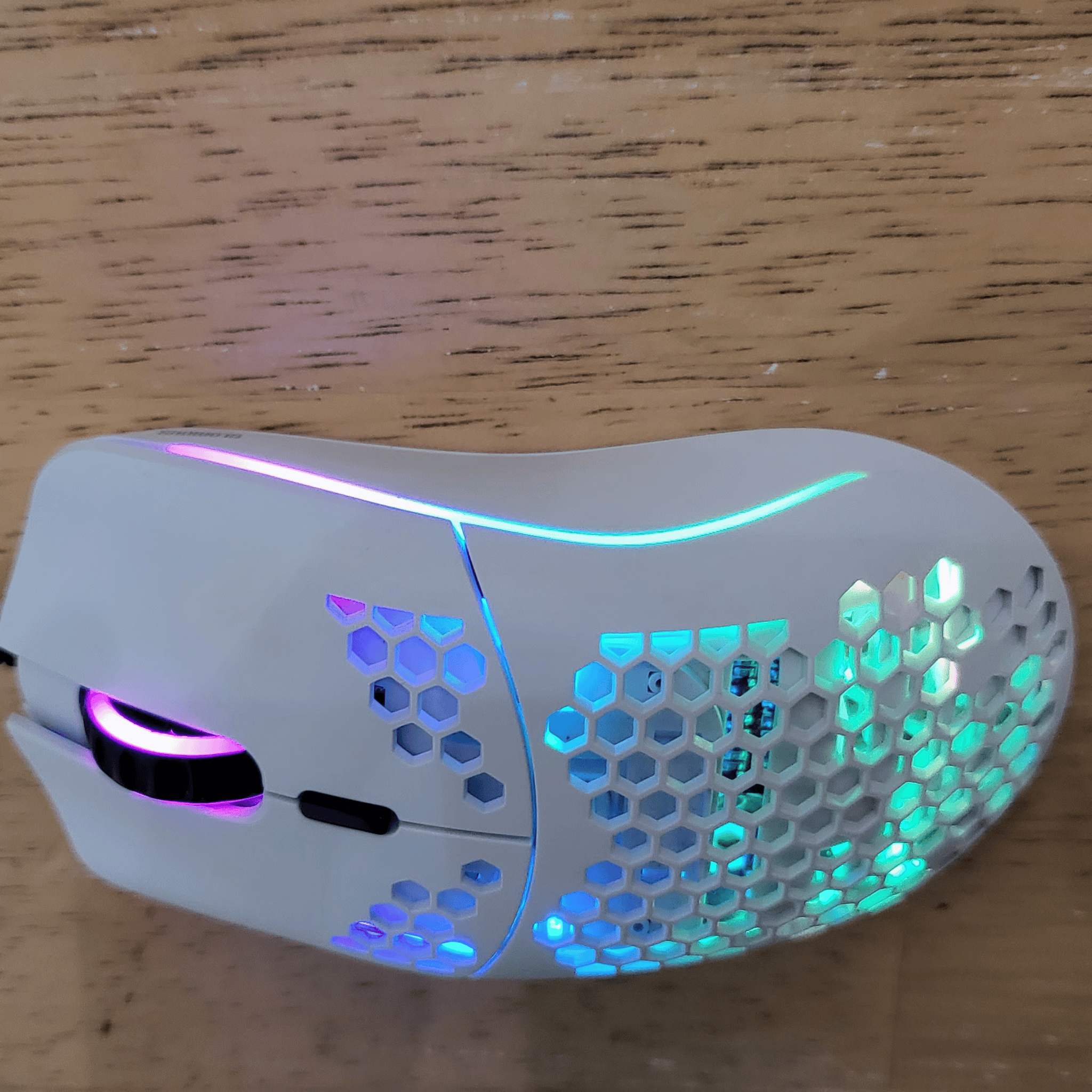 Glorious Model O with Upgraded Accessory Cable