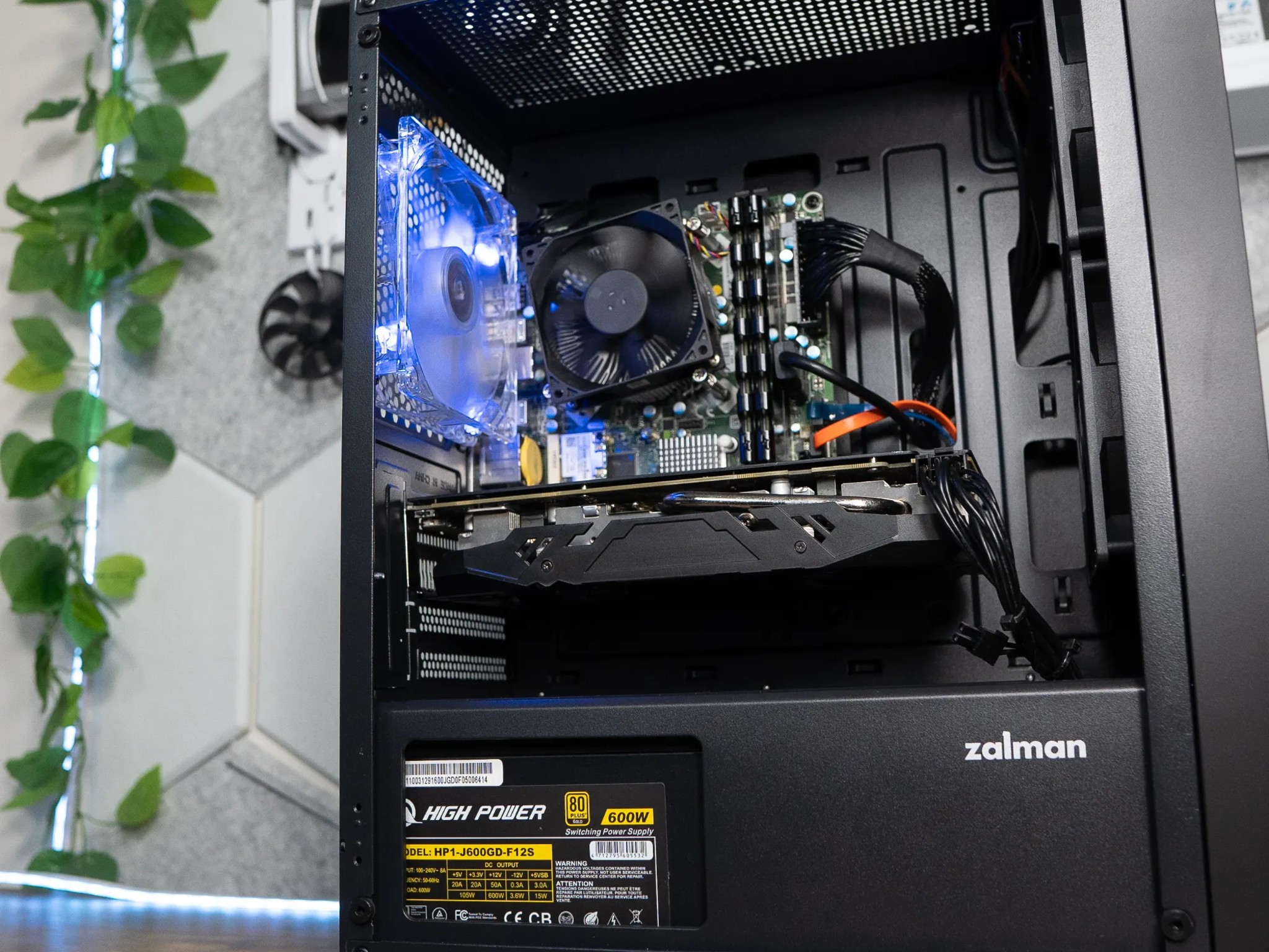❄️🌨  BUDGET - BO6 Ready GAMING PC ❄️🌨 | PowerColor RX 580 8GB | INTEL i7 4790 | 16GB RAM | 1.25TB