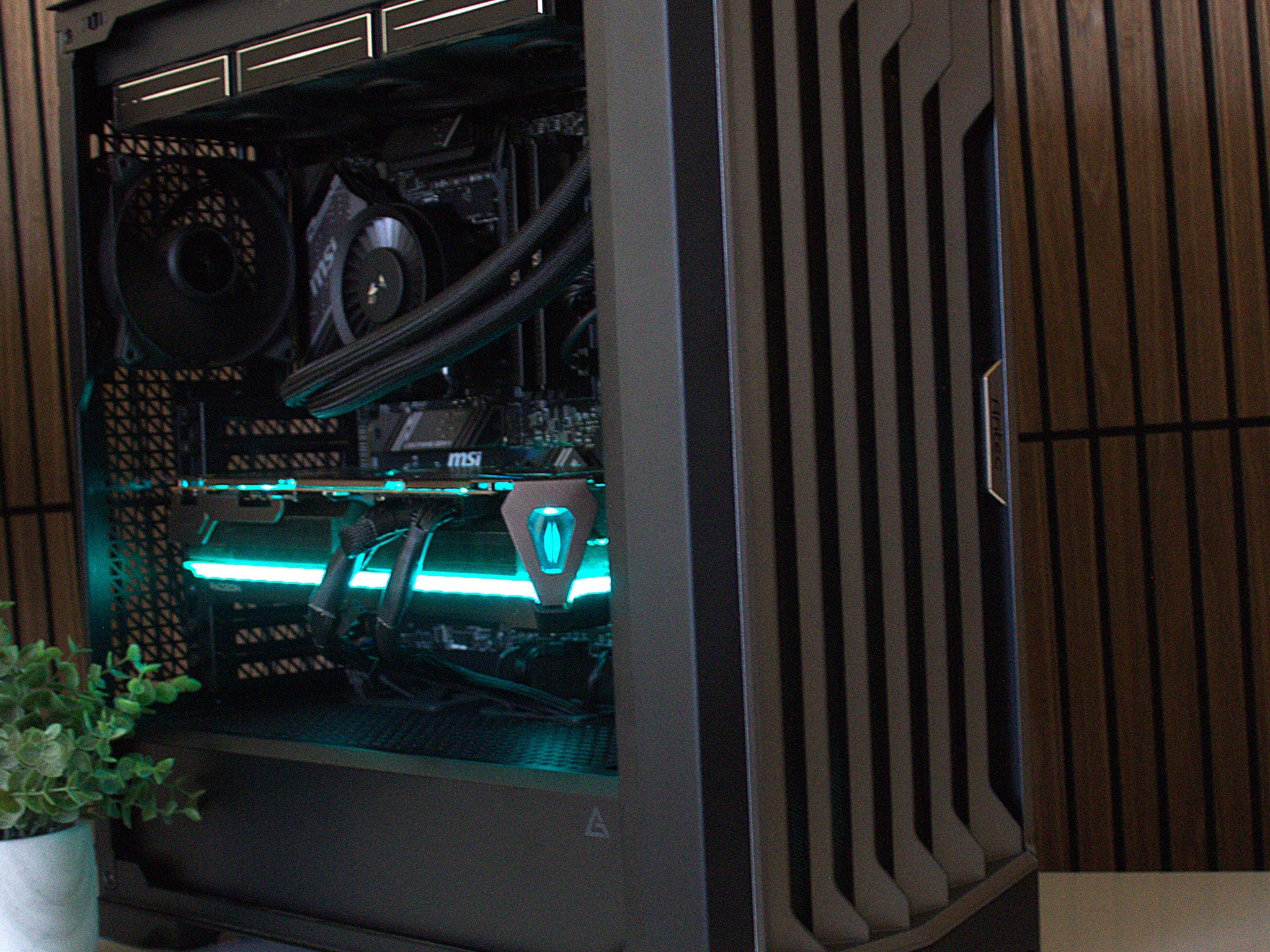 Stealth Machine V1 | 7800X3D | 7900XTX 24GB | 32GB DDR5 | Arctic Cooling| 850W | WIN11 | AM5