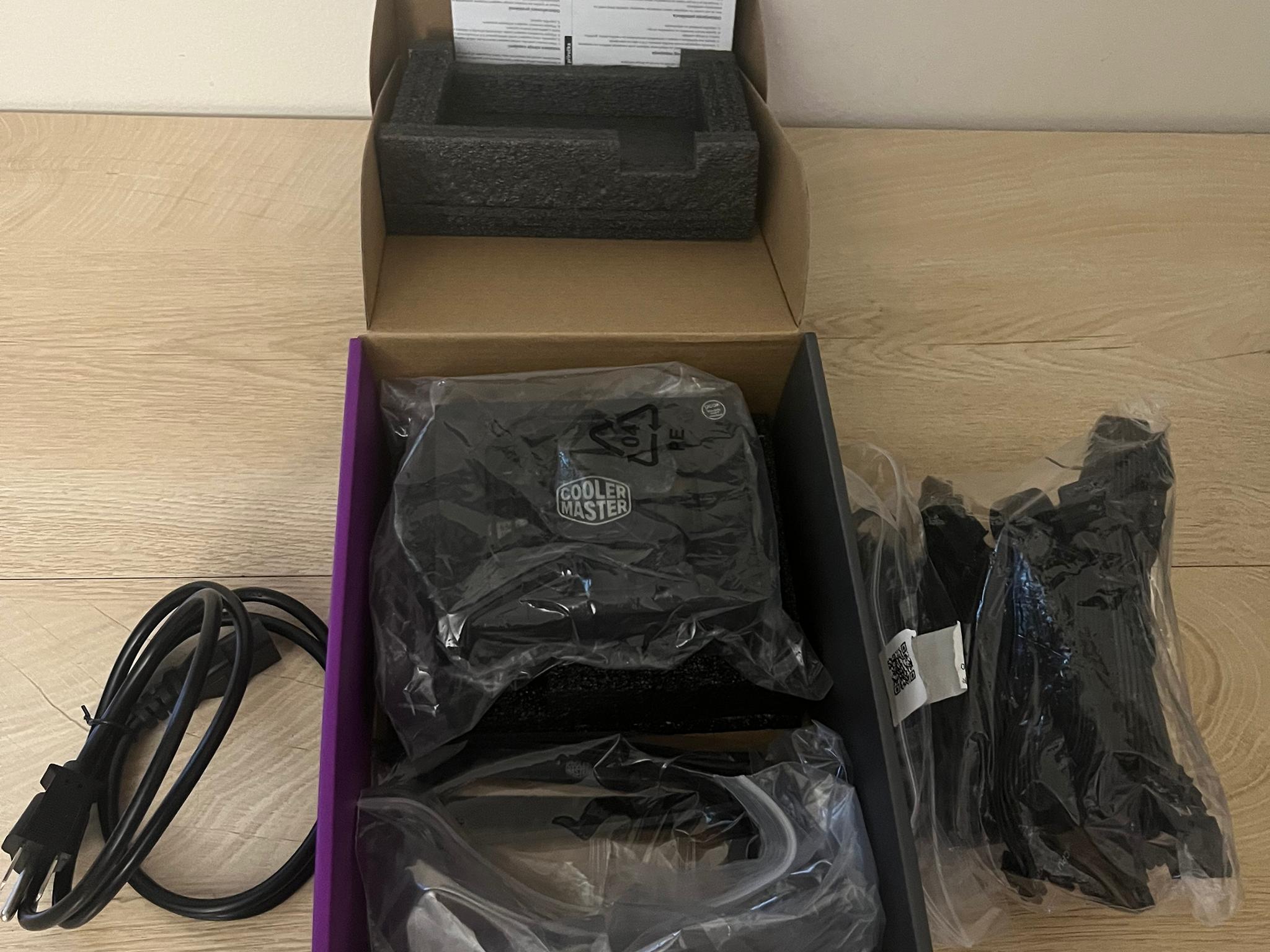 Lian Li Q58 (PCIE 4.0) ITX Case w/ +80 Gold 650w SFX PSU