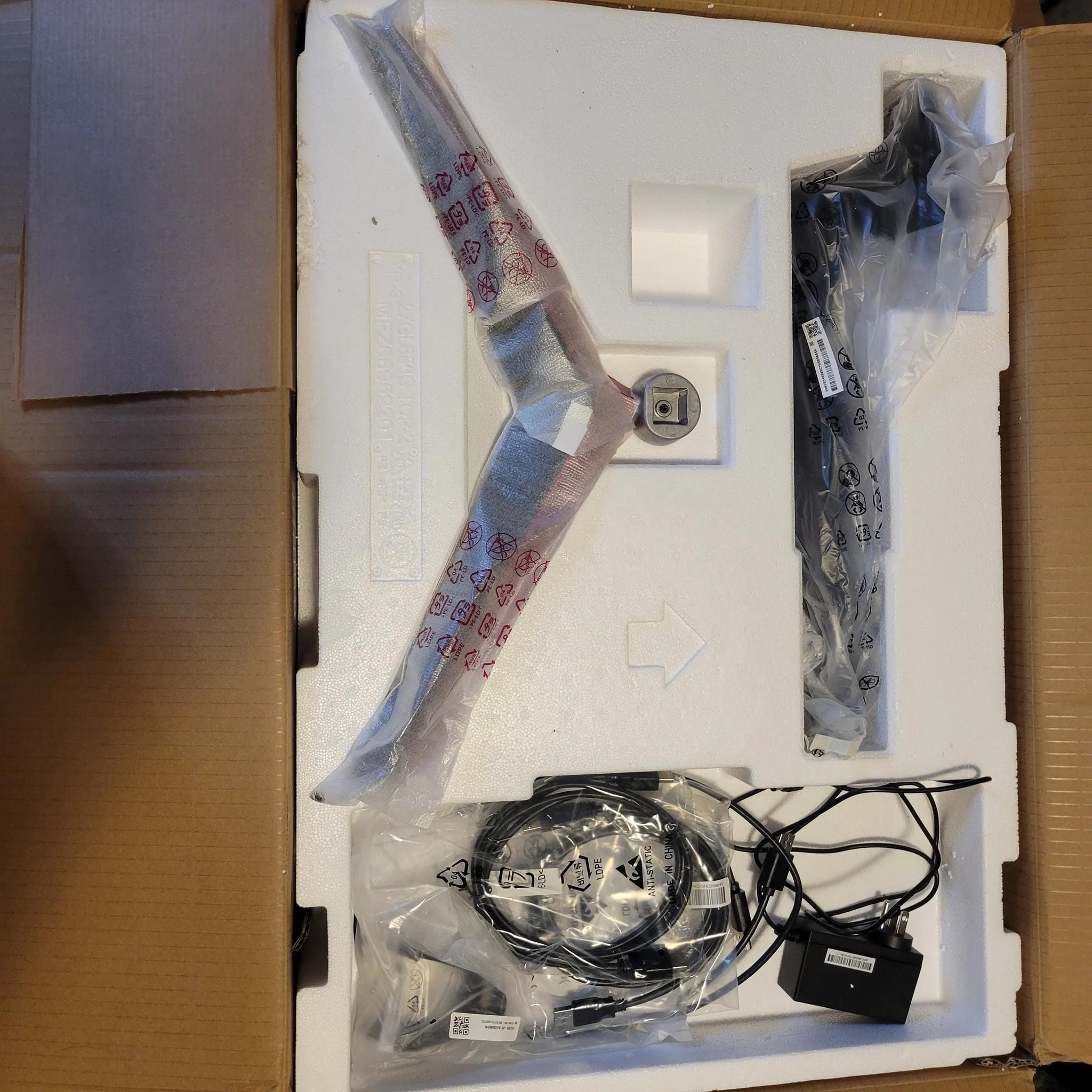 LG 27GL850-B 144hz 1440p Nano-IPS Monitor