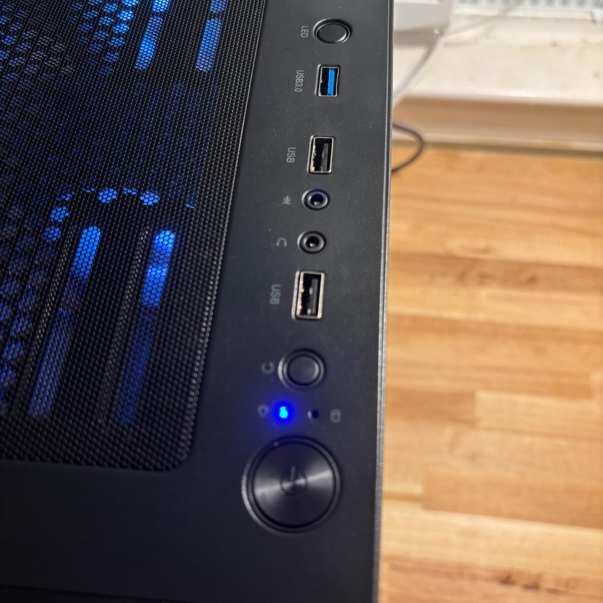 RTX 2080 S | Ryzen 5600X | 32GB | 1TB NVMe | WiFi