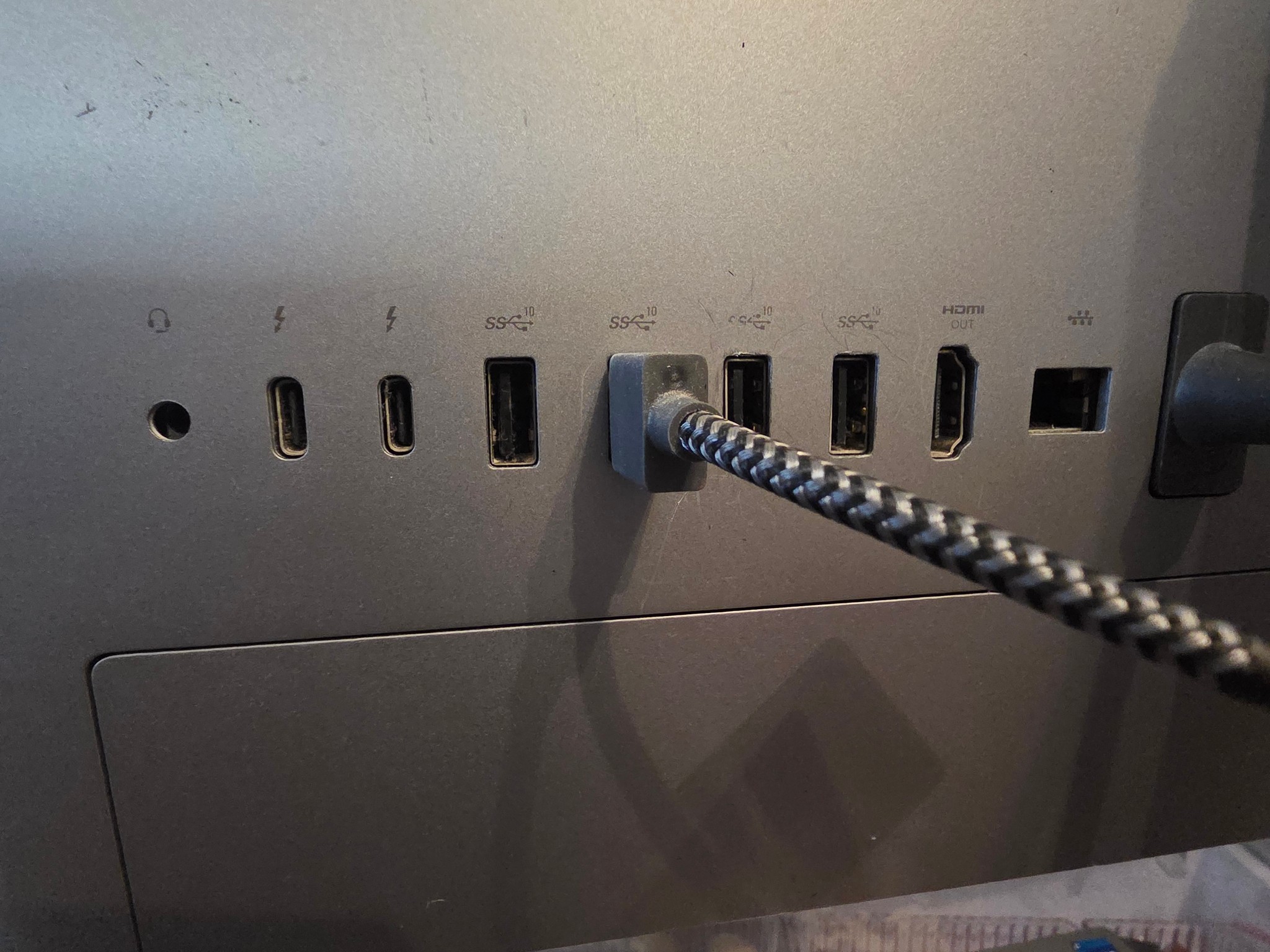 HP ENVY 34" ALL IN ONE Desktop Pc