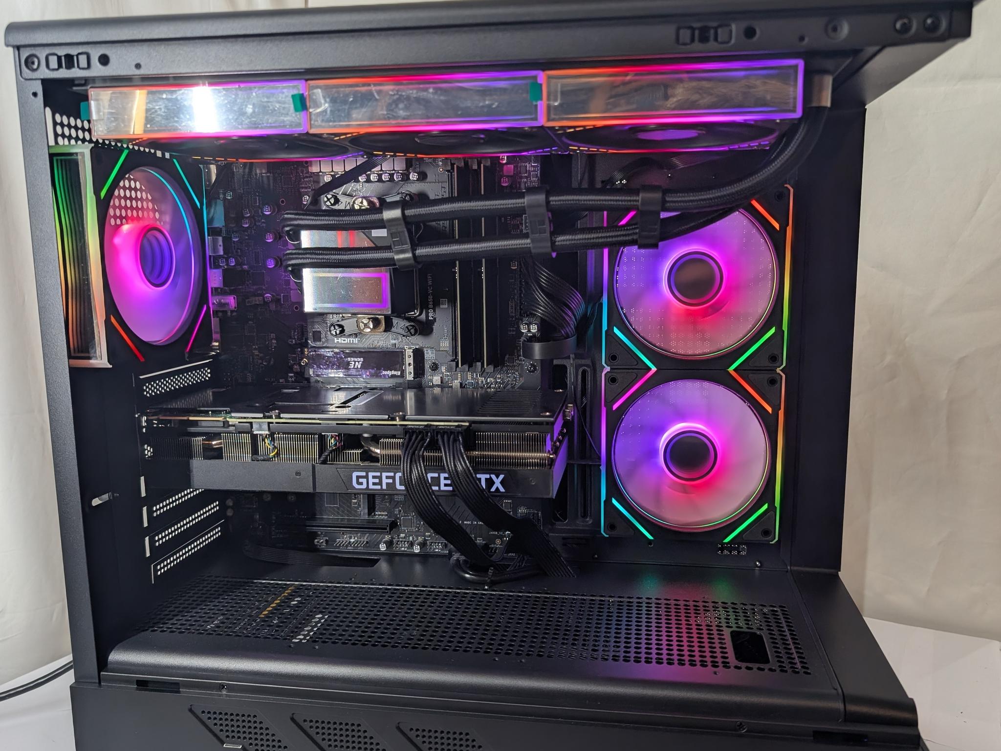 RTX 3090 | RYZEN 5 7600X | 16GB DDR5 | 1TB NVME | 1000W PSU