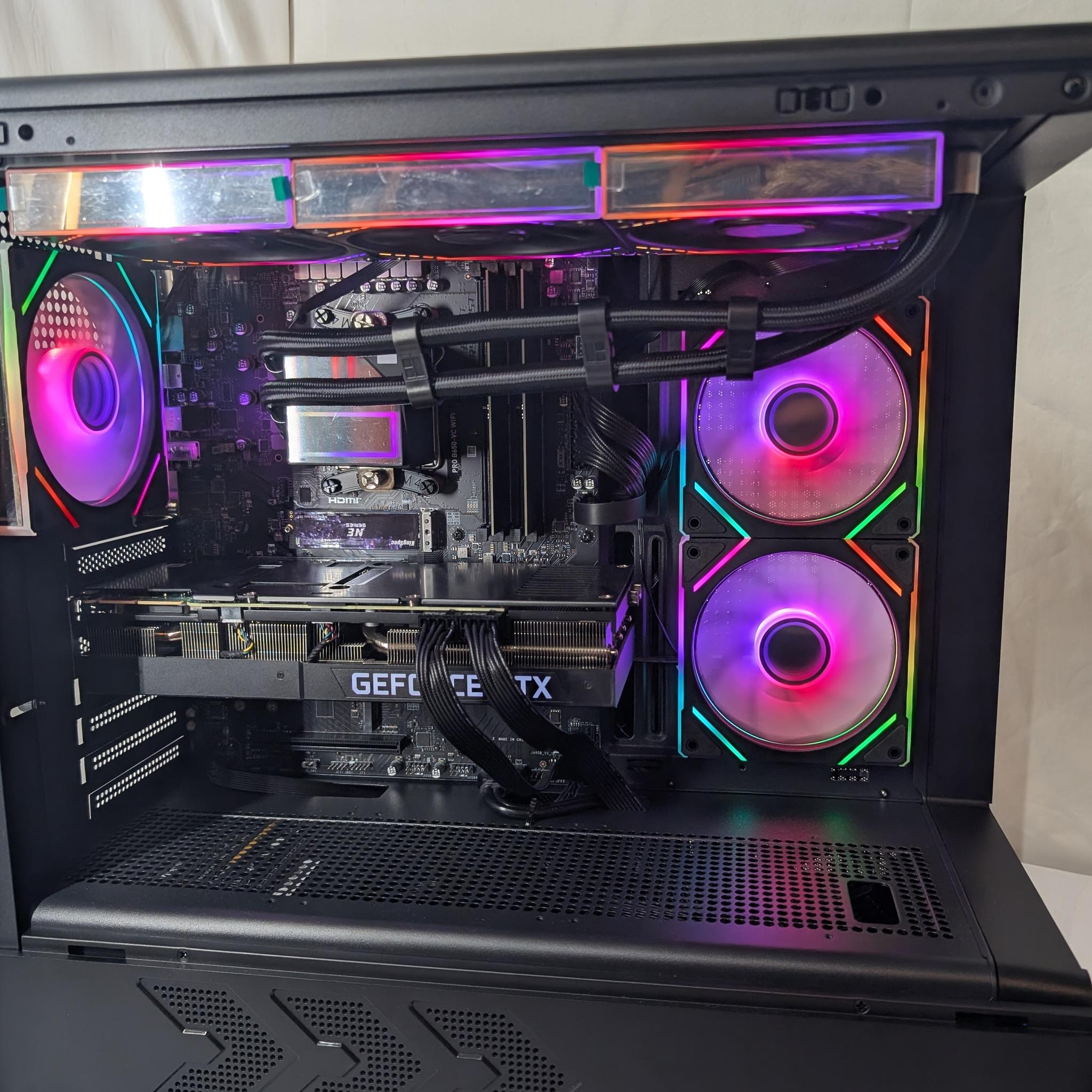 RTX 3090 | RYZEN 5 7600X | 16GB DDR5 | 1TB NVME | 1000W PSU