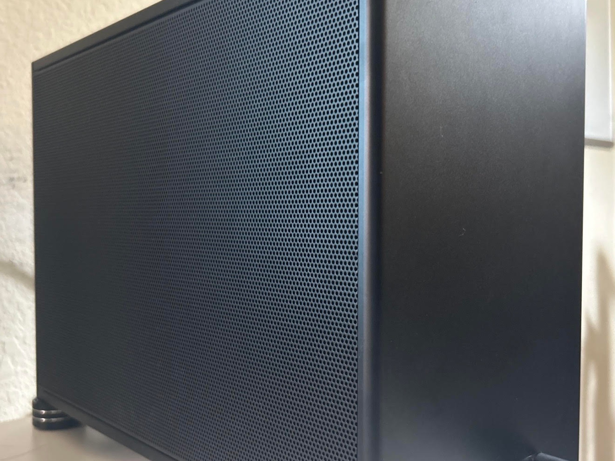 9800X3D + RTX 5080 NCASE M2 Mini ITX Gaming PC