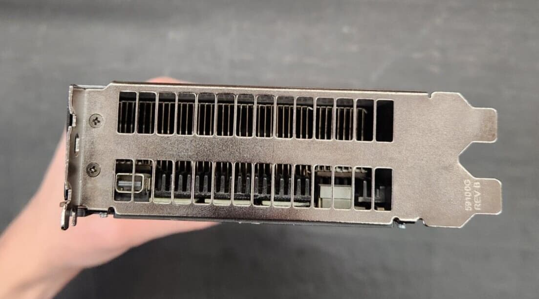 AMD FirePro S7150 x2 16GB GDDR5 Accelerator Graphics Card - PCIe 3.0 x 16